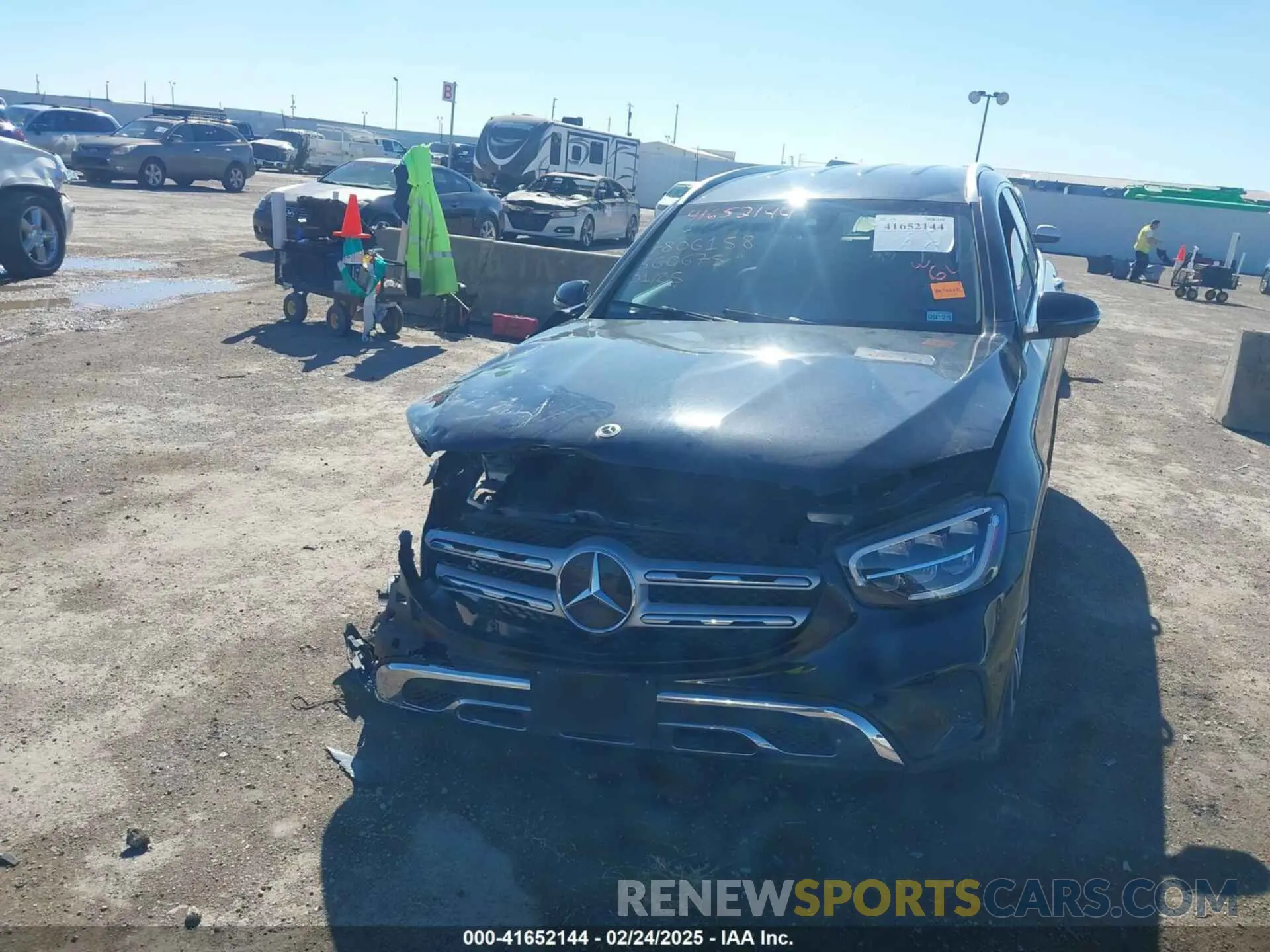 12 Photograph of a damaged car W1N0G8DBXNV360675 MERCEDES-BENZ GLC 300 2022