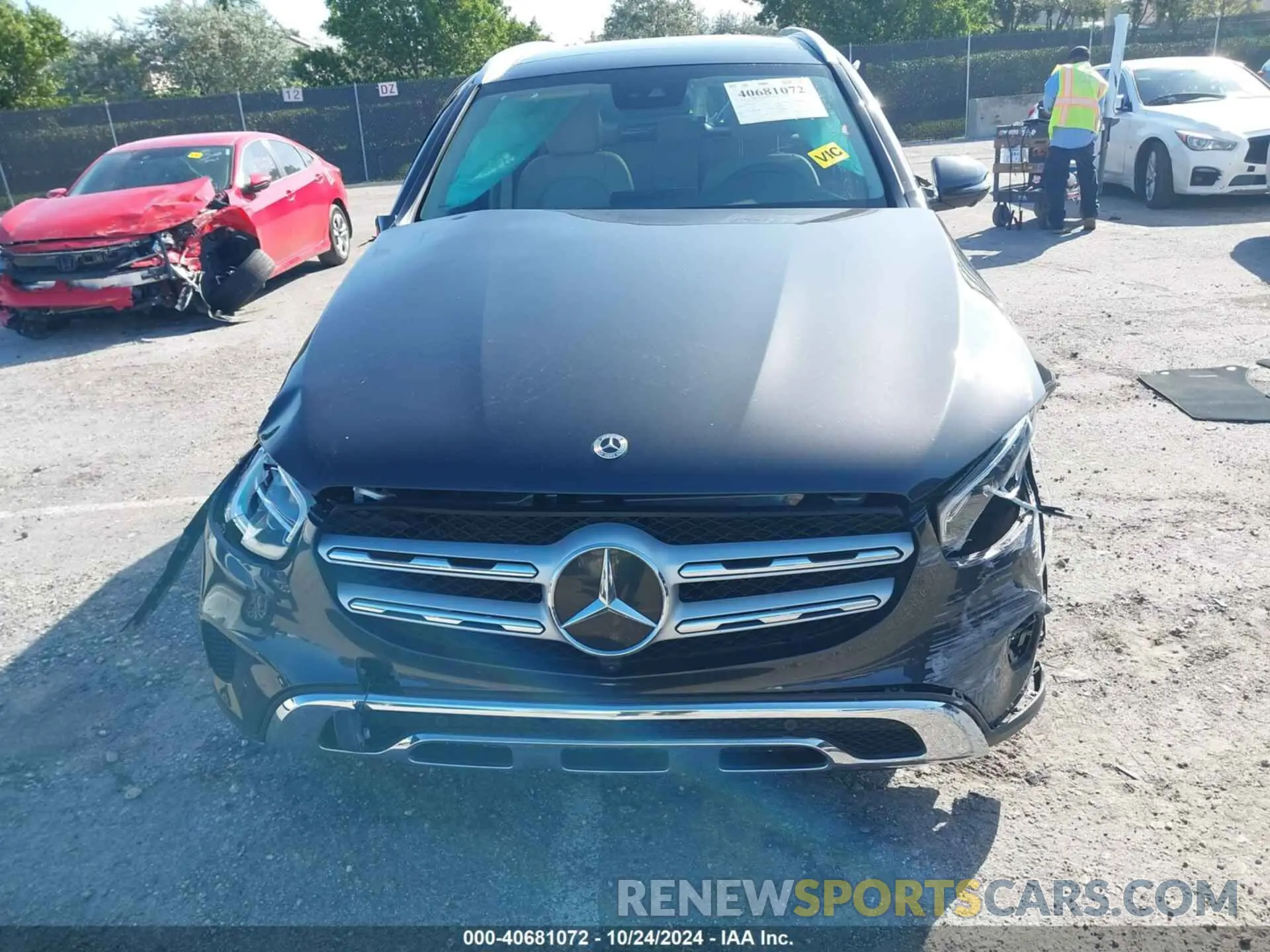 12 Photograph of a damaged car W1N0G8DBXNV380635 MERCEDES-BENZ GLC 300 2022