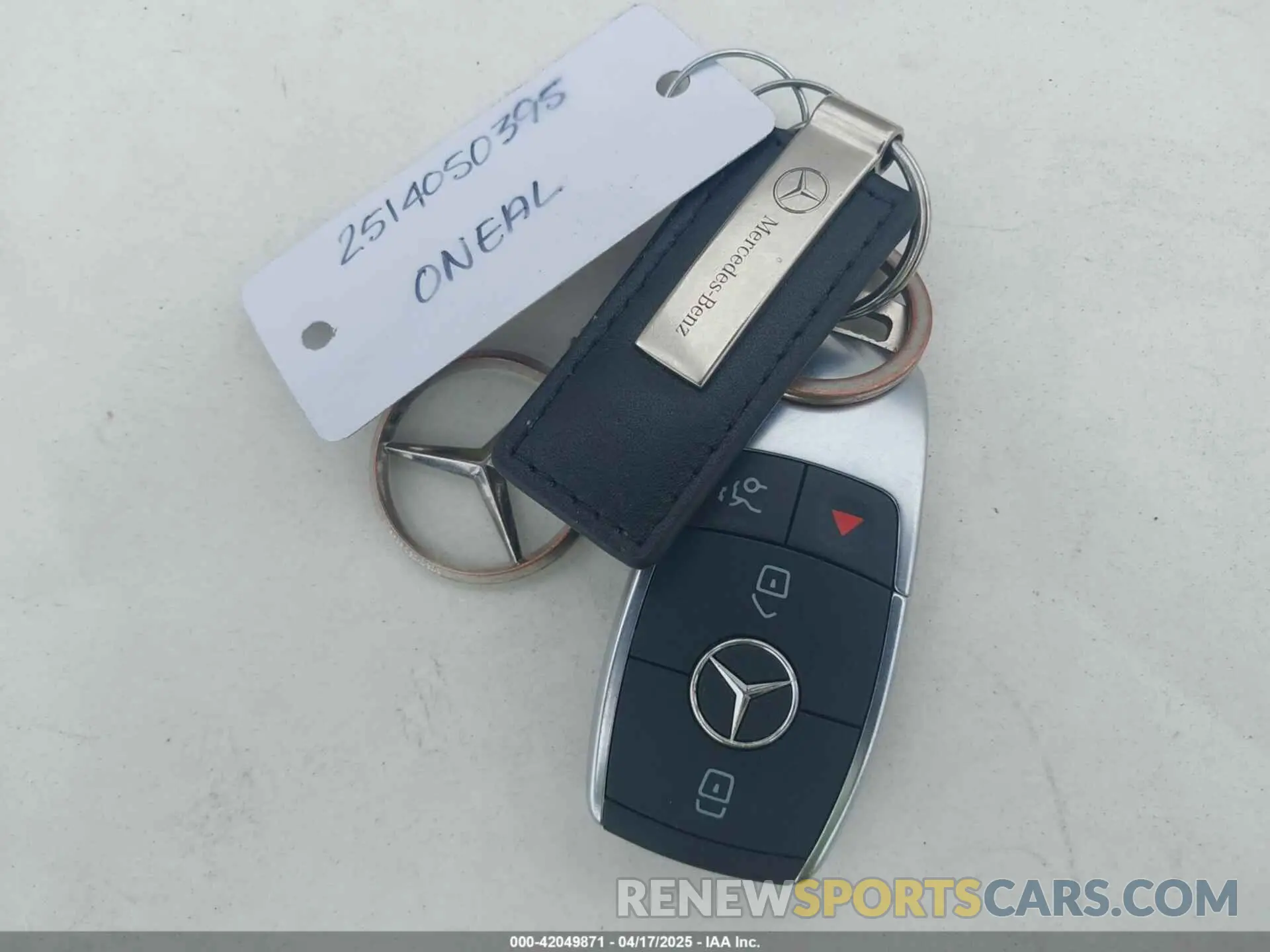11 Photograph of a damaged car W1N0G8EB0NV367990 MERCEDES-BENZ GLC 300 2022