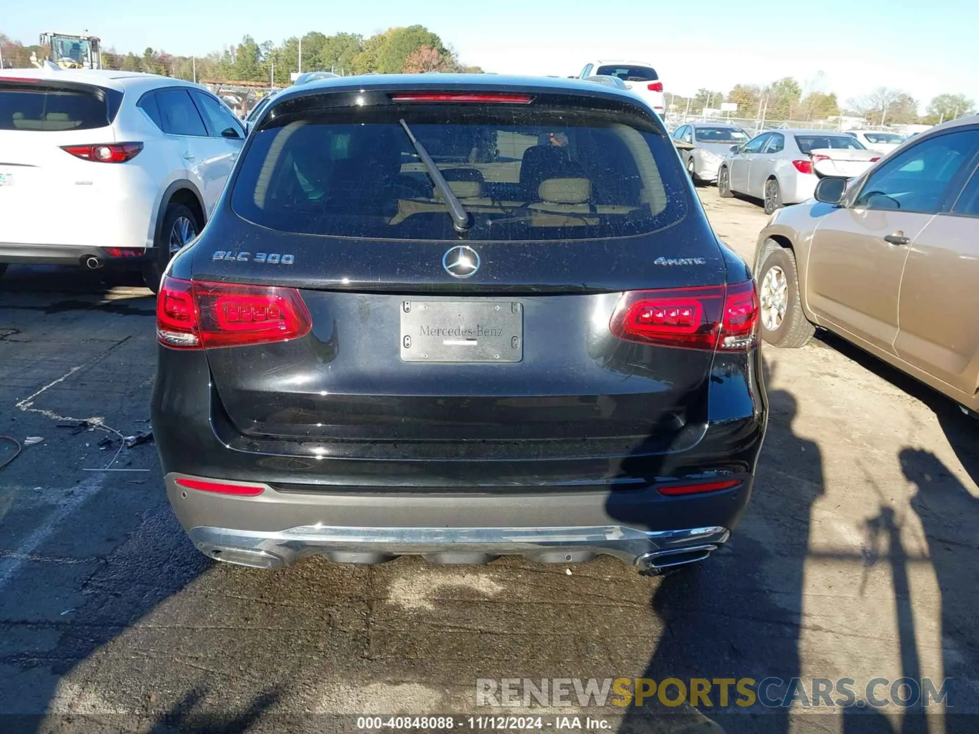16 Photograph of a damaged car W1N0G8EB0NV392016 MERCEDES-BENZ GLC 300 2022