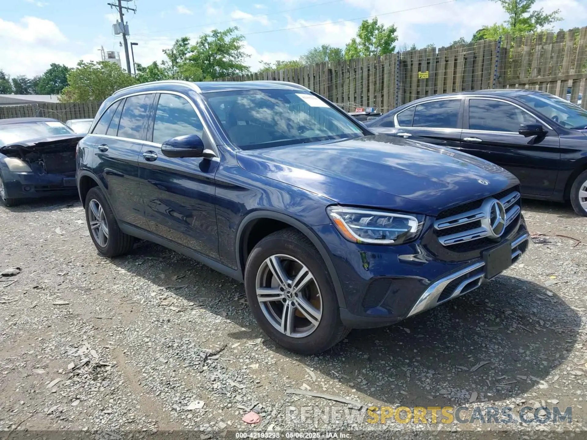 1 Photograph of a damaged car W1N0G8EB4NG111226 MERCEDES-BENZ GLC 300 2022