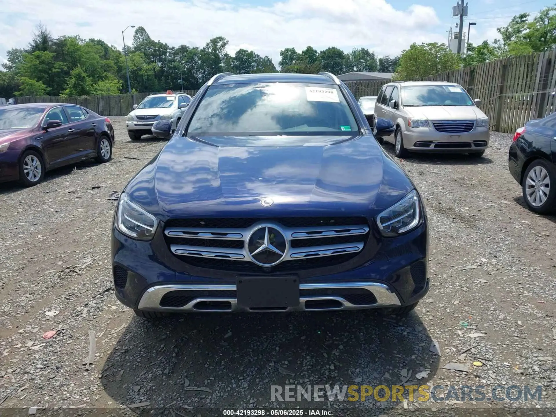 12 Photograph of a damaged car W1N0G8EB4NG111226 MERCEDES-BENZ GLC 300 2022
