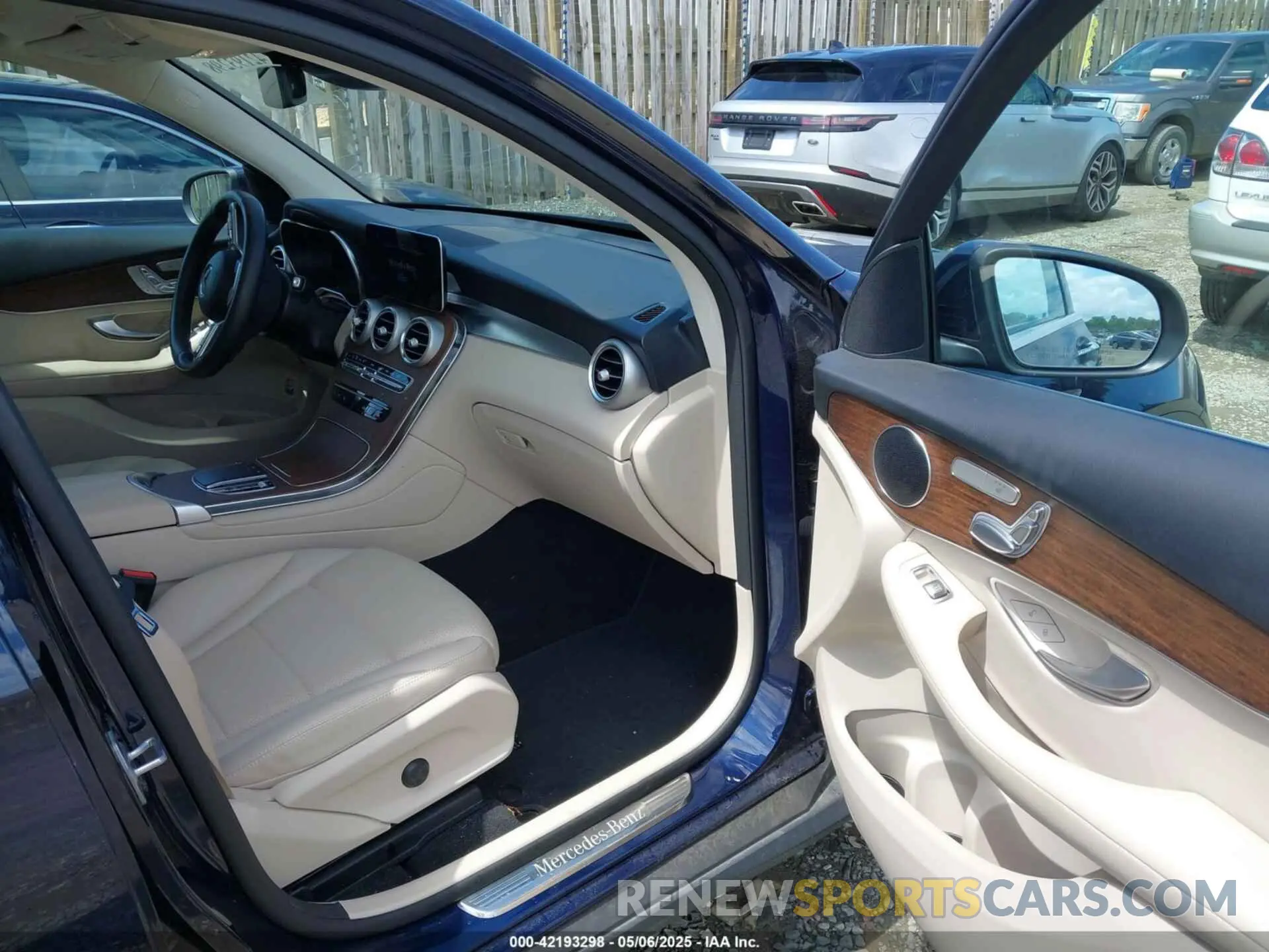 5 Photograph of a damaged car W1N0G8EB4NG111226 MERCEDES-BENZ GLC 300 2022