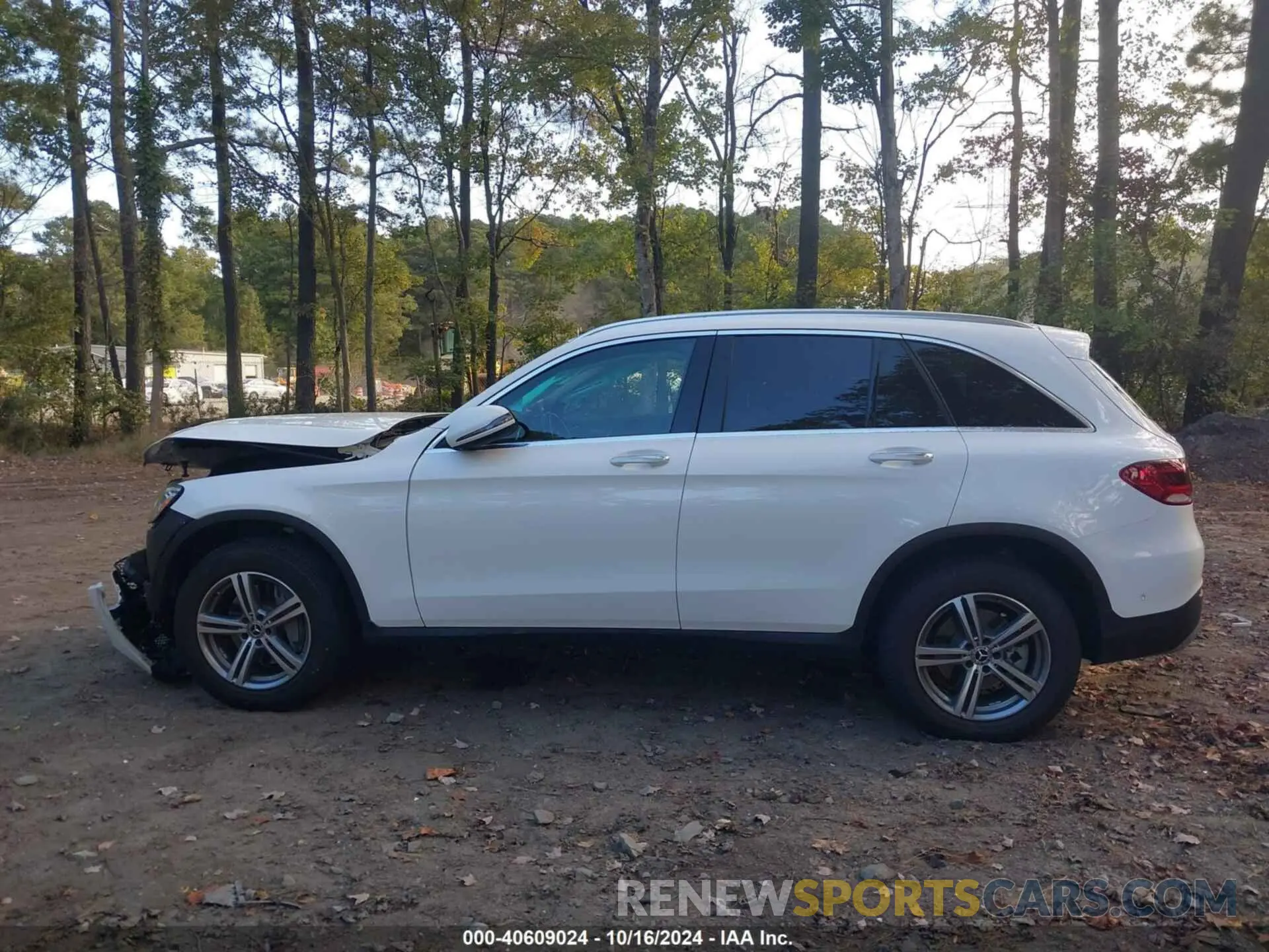 14 Photograph of a damaged car W1N0G8EB4NV389216 MERCEDES-BENZ GLC 300 2022