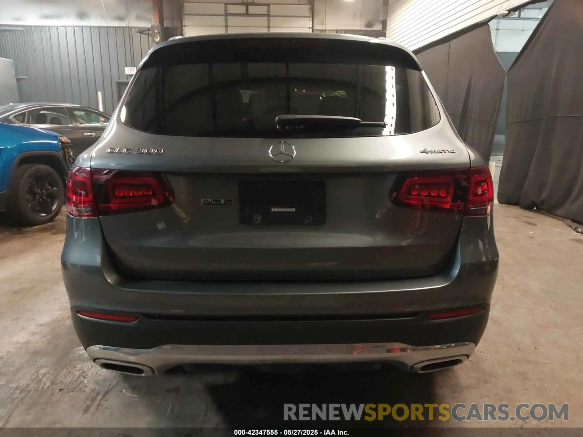 17 Photograph of a damaged car W1N0G8EB5NV331213 MERCEDES-BENZ GLC 300 2022