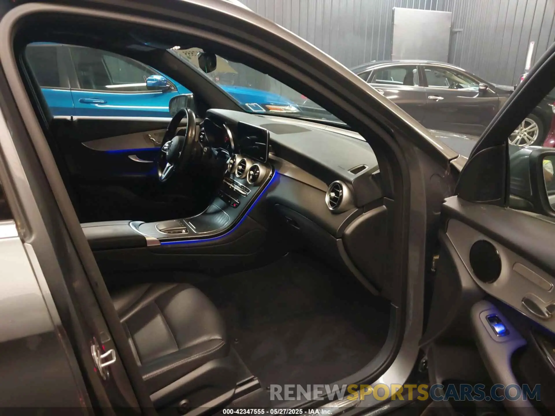 5 Photograph of a damaged car W1N0G8EB5NV331213 MERCEDES-BENZ GLC 300 2022