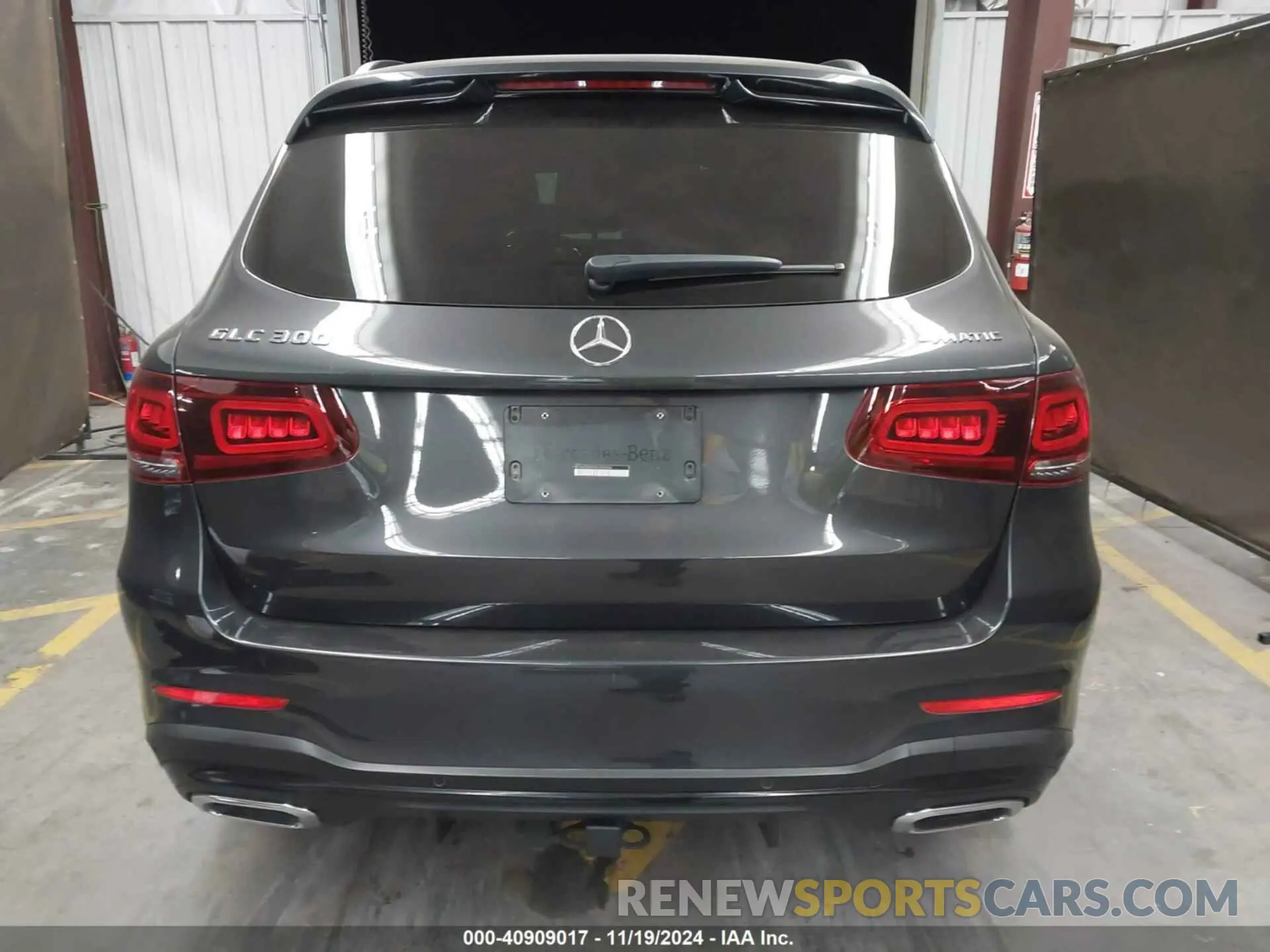 16 Photograph of a damaged car W1N0G8EB5NV336556 MERCEDES-BENZ GLC 300 2022
