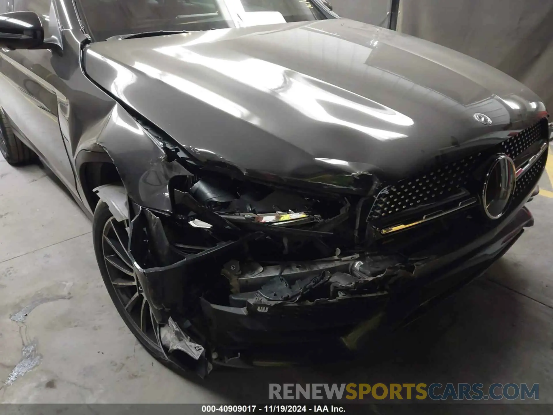 6 Photograph of a damaged car W1N0G8EB5NV336556 MERCEDES-BENZ GLC 300 2022