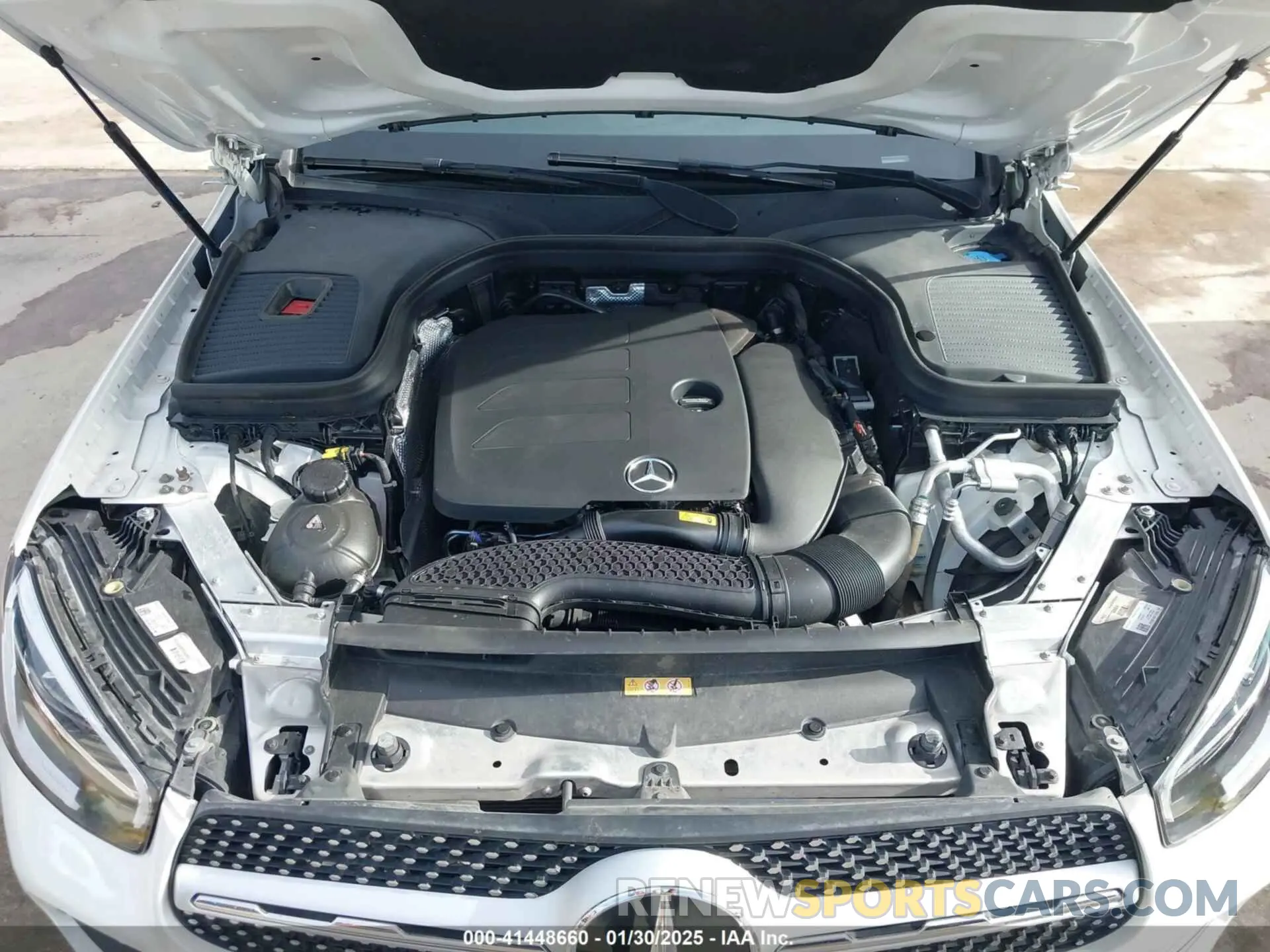 10 Photograph of a damaged car W1N0G8EB6NG078133 MERCEDES-BENZ GLC 300 2022