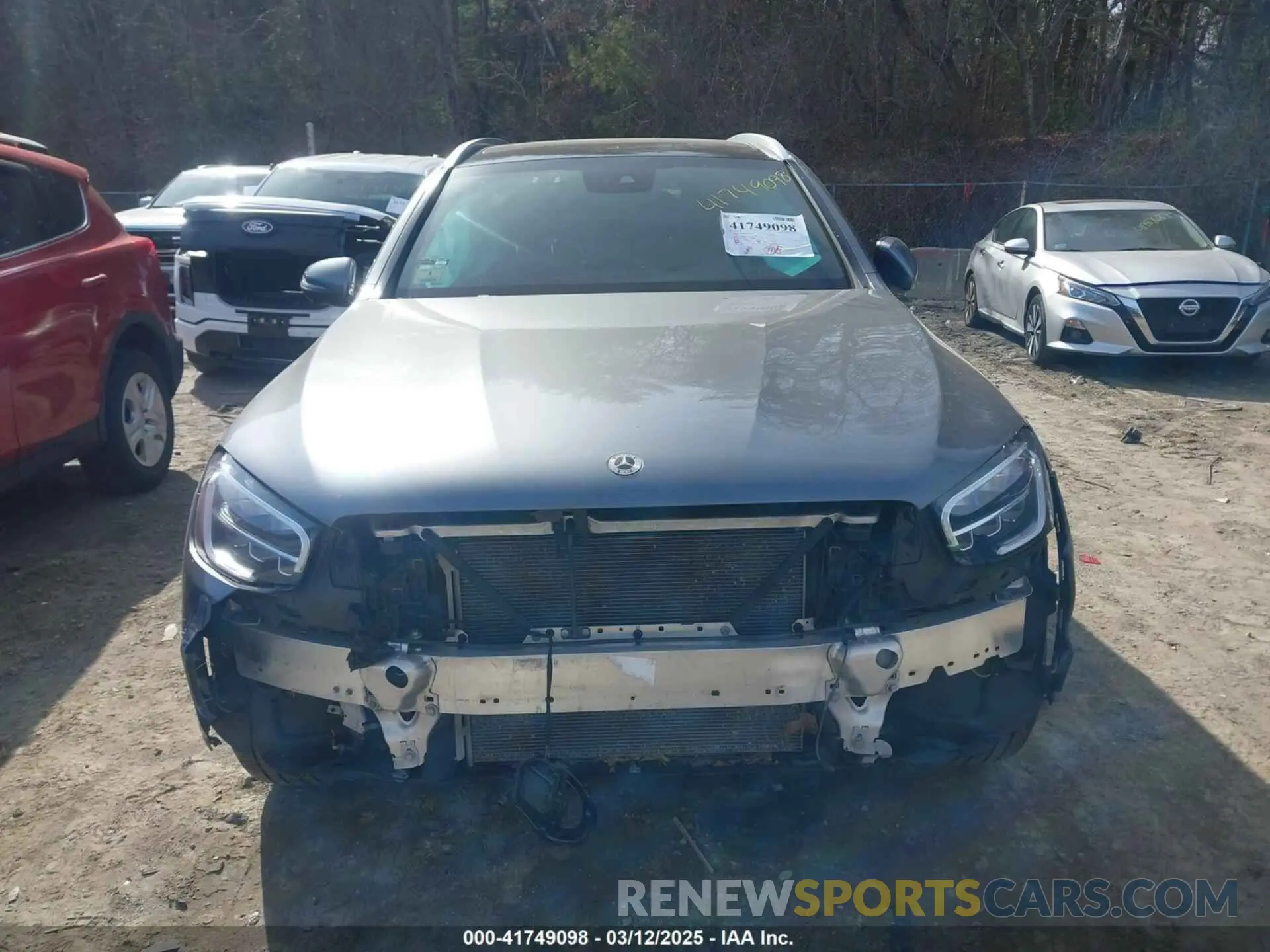 12 Photograph of a damaged car W1N0G8EBXNV333958 MERCEDES-BENZ GLC 300 2022