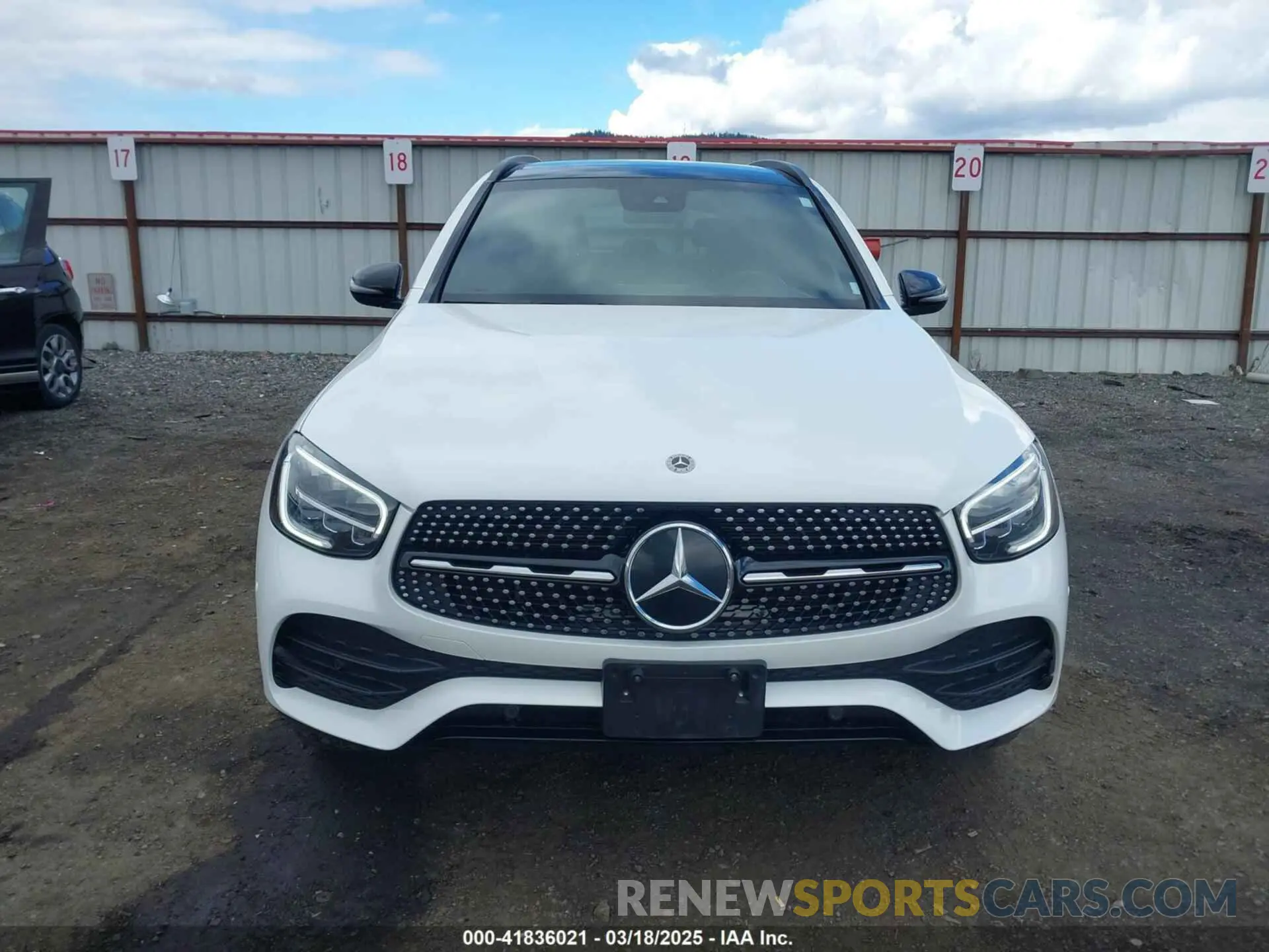 12 Photograph of a damaged car W1N0G8EBXNV390709 MERCEDES-BENZ GLC 300 2022