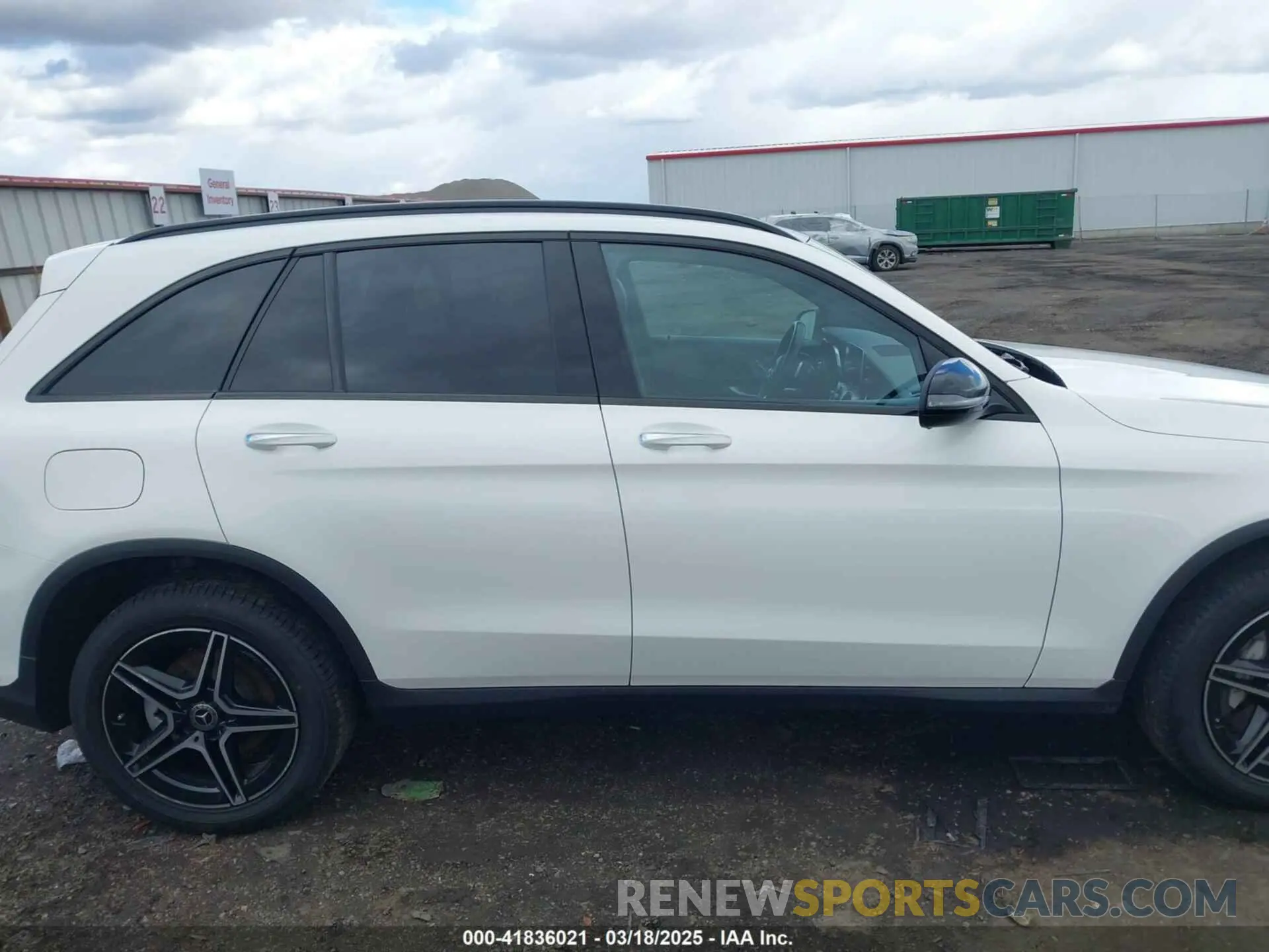 13 Photograph of a damaged car W1N0G8EBXNV390709 MERCEDES-BENZ GLC 300 2022