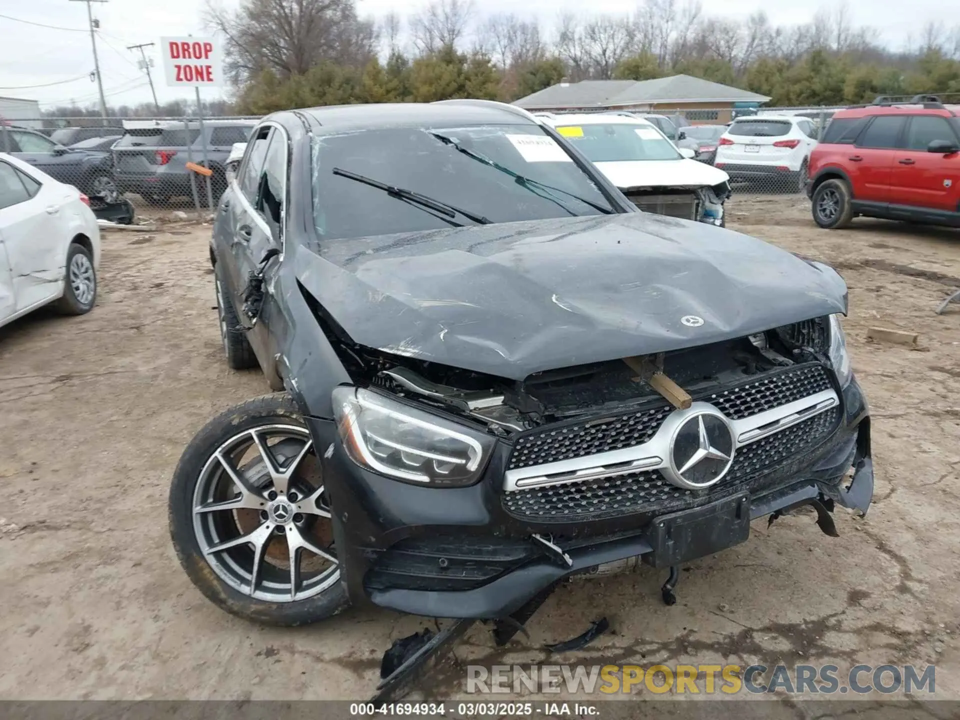 1 Photograph of a damaged car W1N0G8EBXNV395814 MERCEDES-BENZ GLC 300 2022