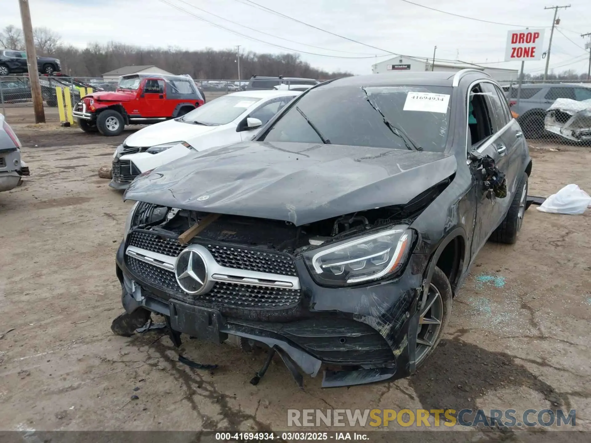 2 Photograph of a damaged car W1N0G8EBXNV395814 MERCEDES-BENZ GLC 300 2022