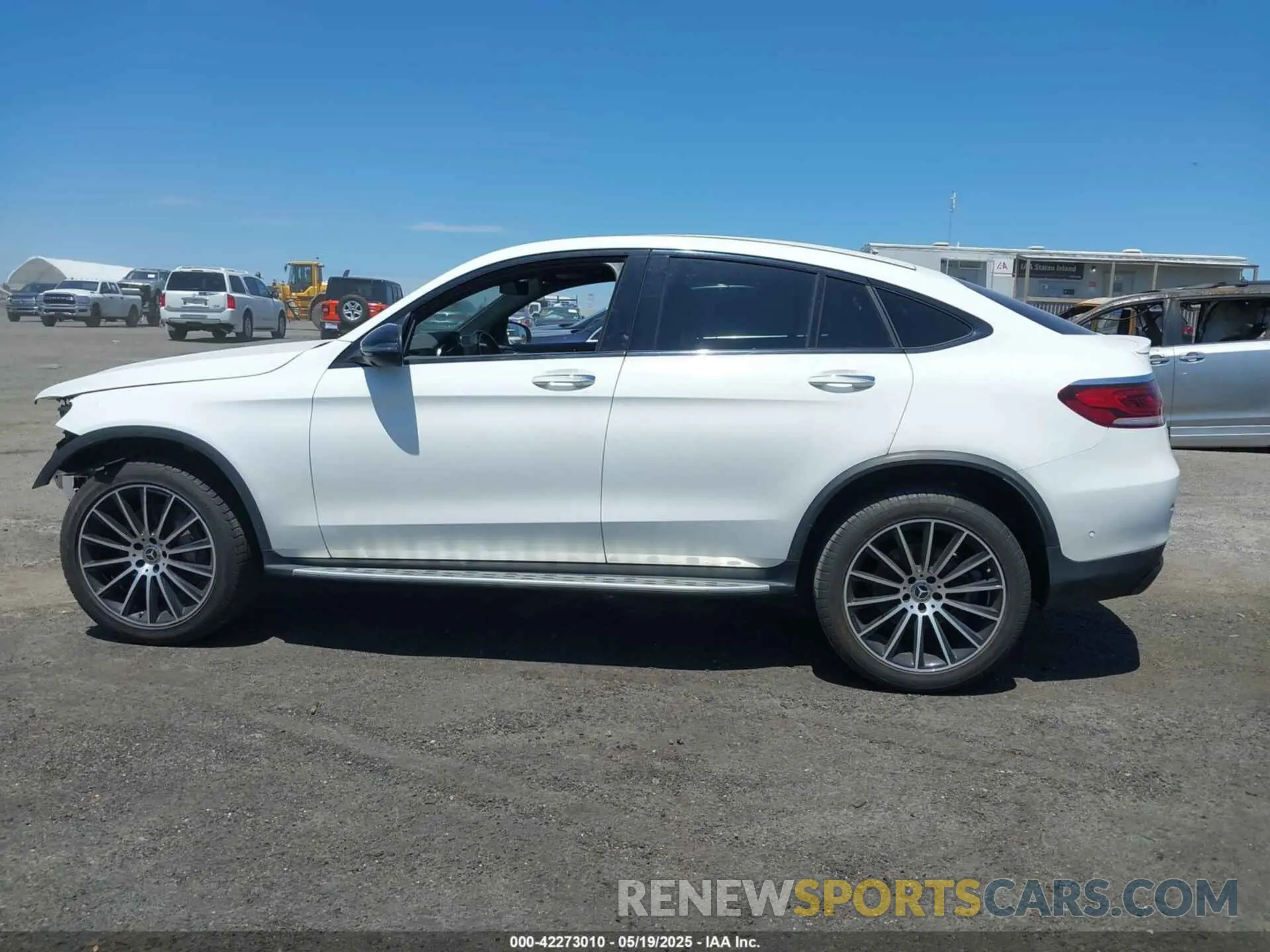 14 Photograph of a damaged car W1N0J8EB2NG029576 MERCEDES-BENZ GLC 300 2022