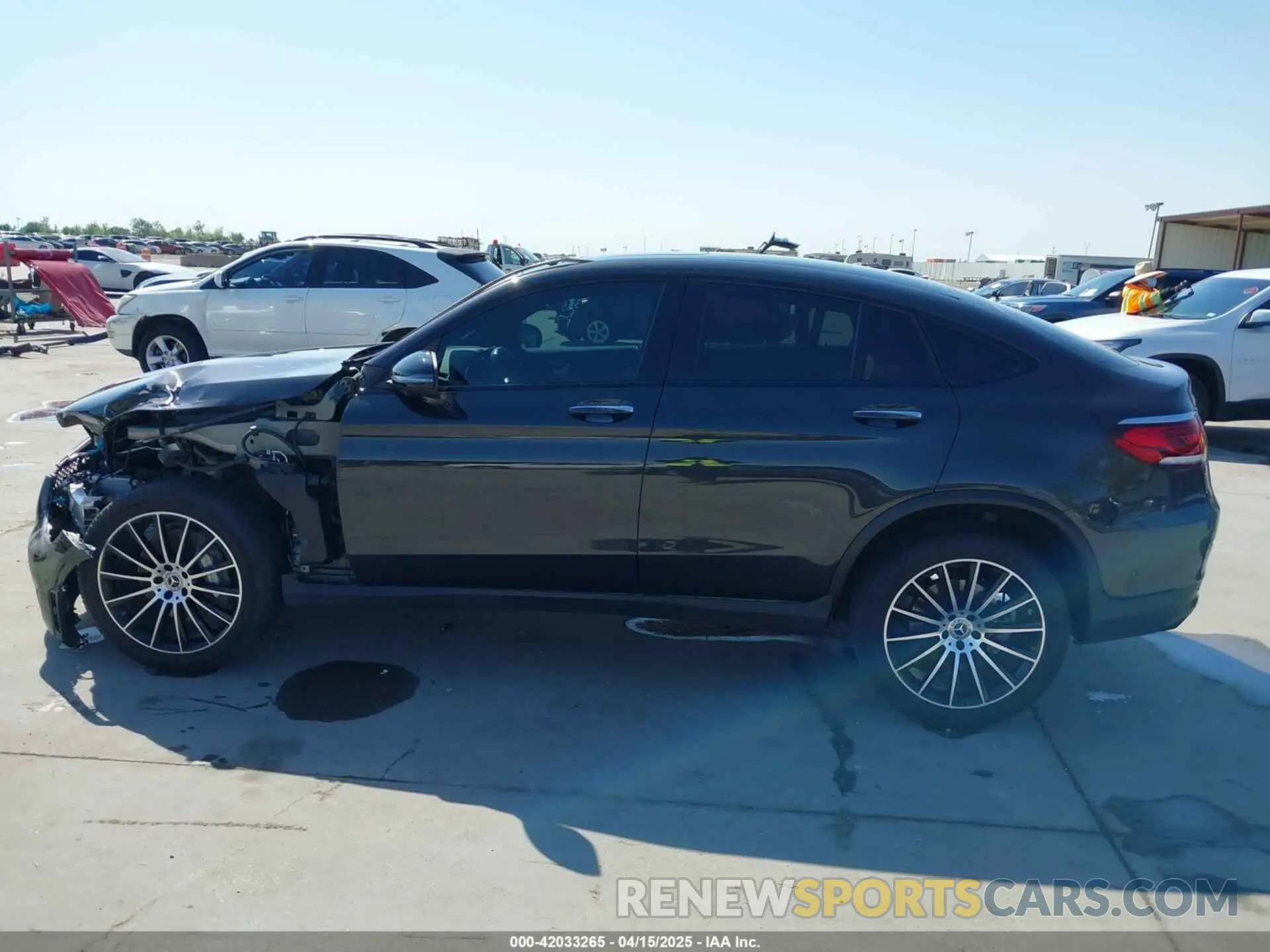 15 Photograph of a damaged car W1N0J8EB8NG065353 MERCEDES-BENZ GLC 300 2022