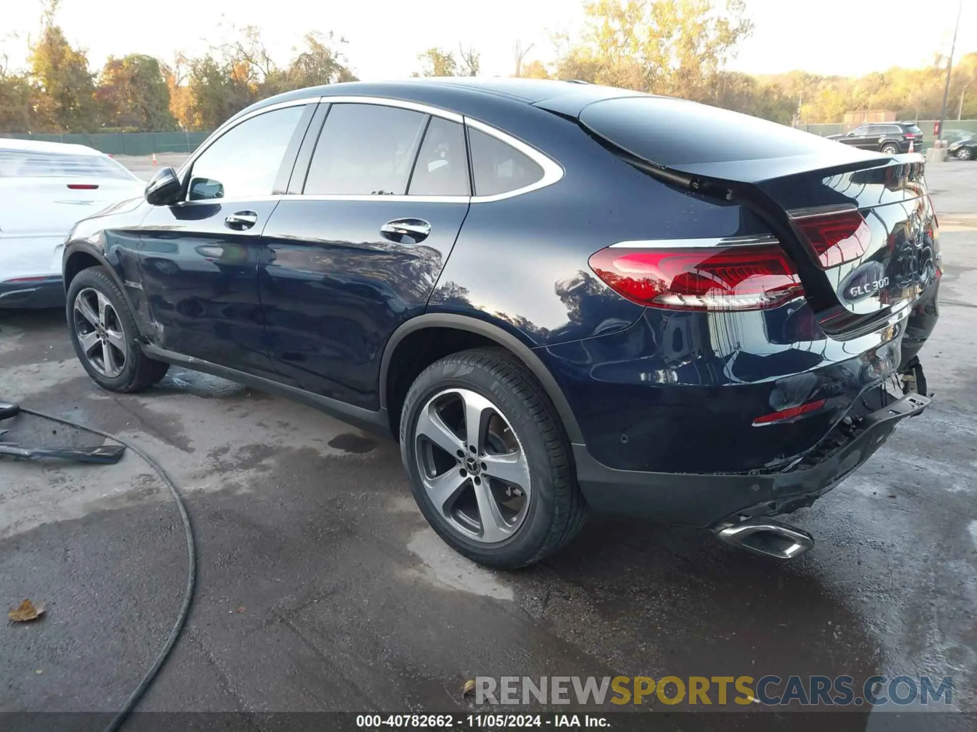 3 Photograph of a damaged car W1N0J8EB1PG163983 MERCEDES-BENZ GLC 300 2023
