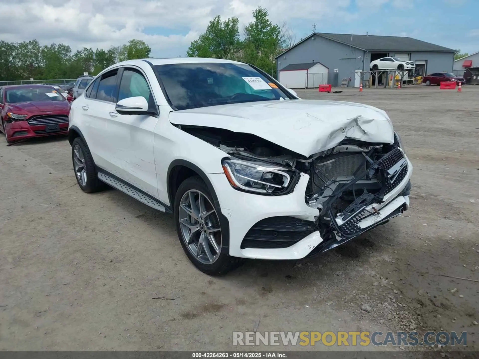 1 Photograph of a damaged car W1N0J8EB3PG125932 MERCEDES-BENZ GLC 300 2023