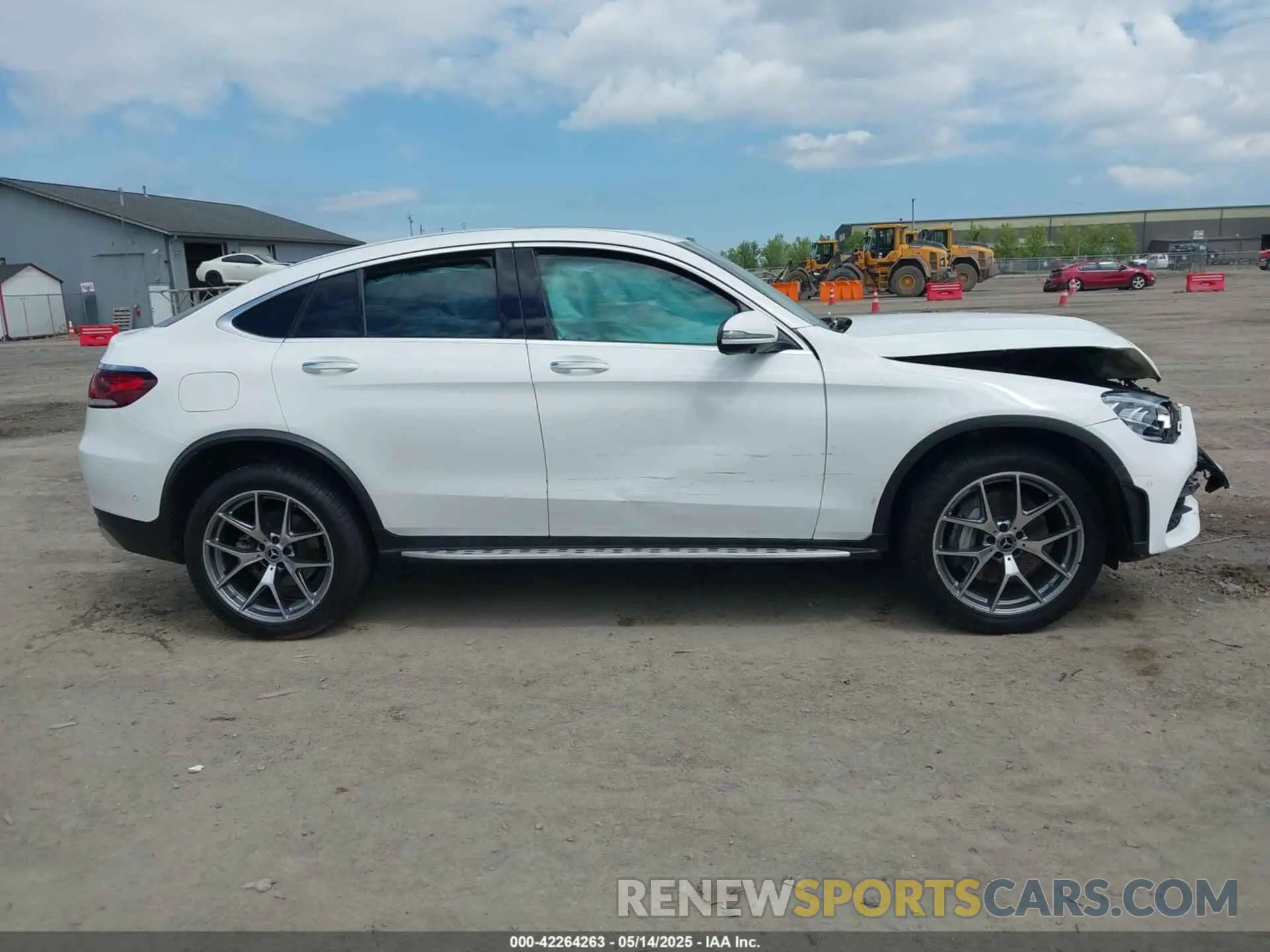 13 Photograph of a damaged car W1N0J8EB3PG125932 MERCEDES-BENZ GLC 300 2023