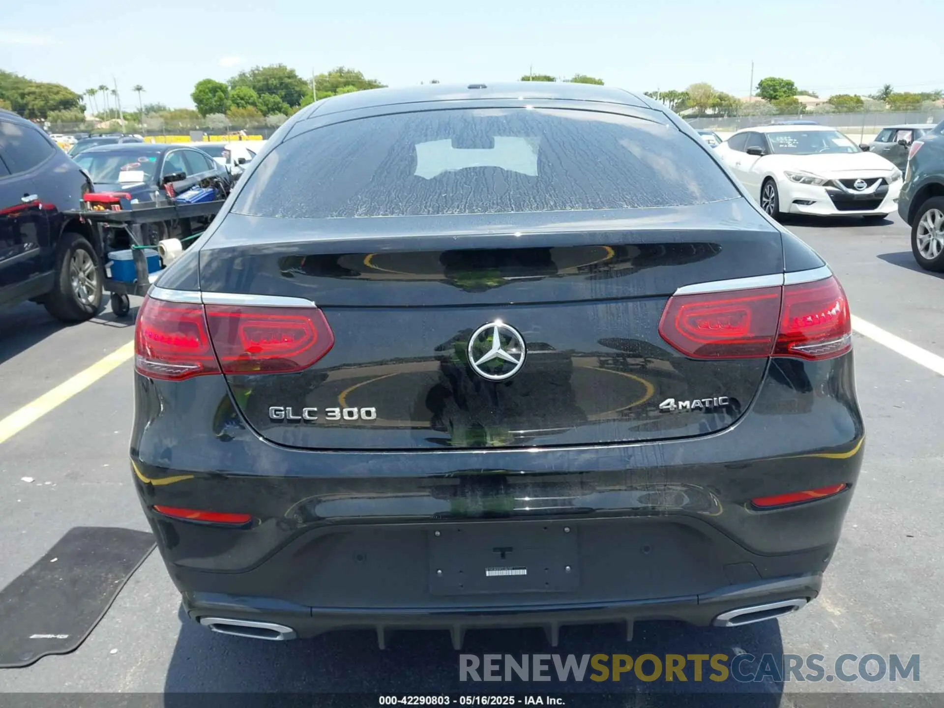 17 Photograph of a damaged car W1N0J8EB5PG146197 MERCEDES-BENZ GLC 300 2023