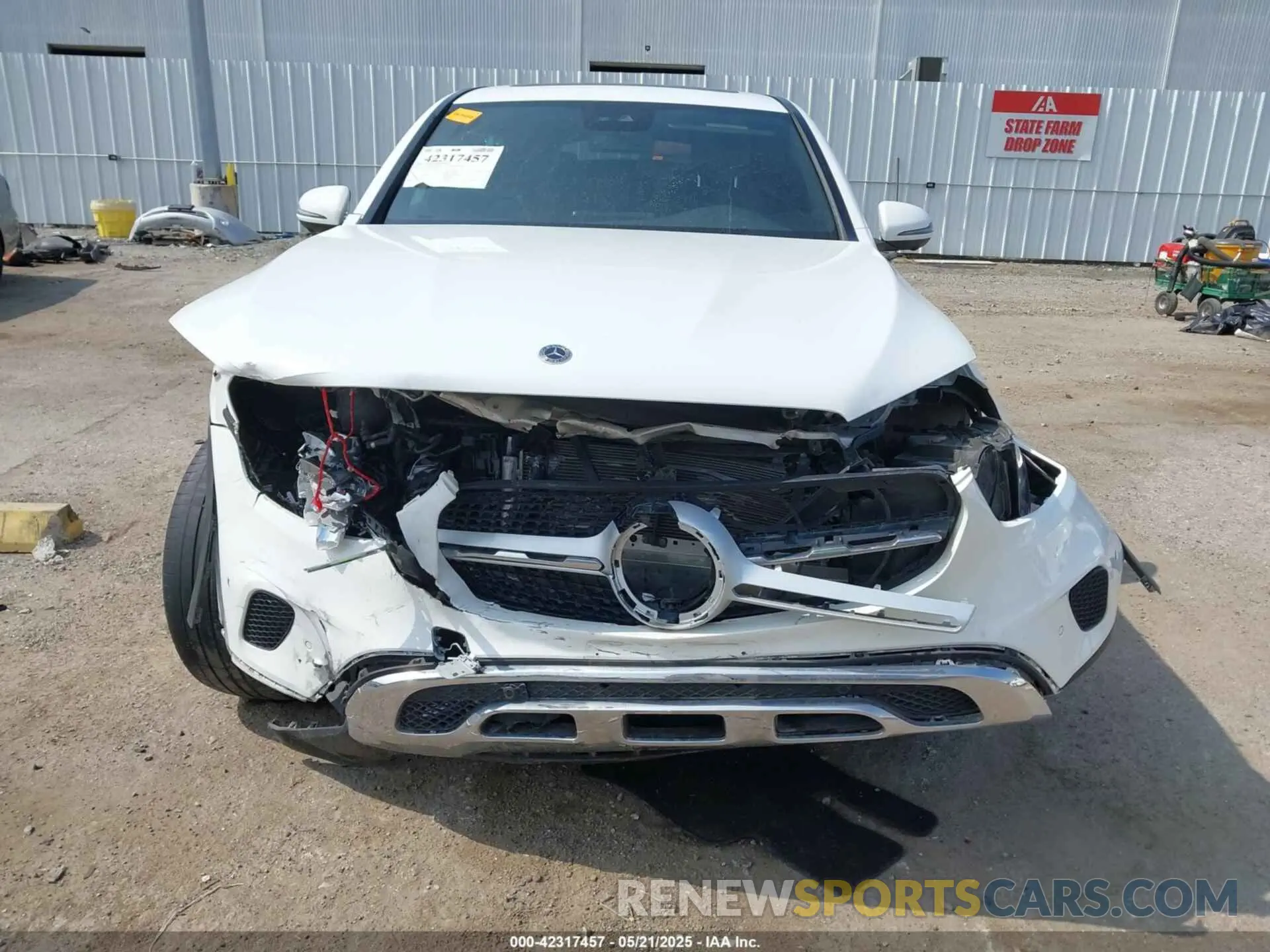 11 Photograph of a damaged car W1N0J8EB9PG166128 MERCEDES-BENZ GLC 300 2023