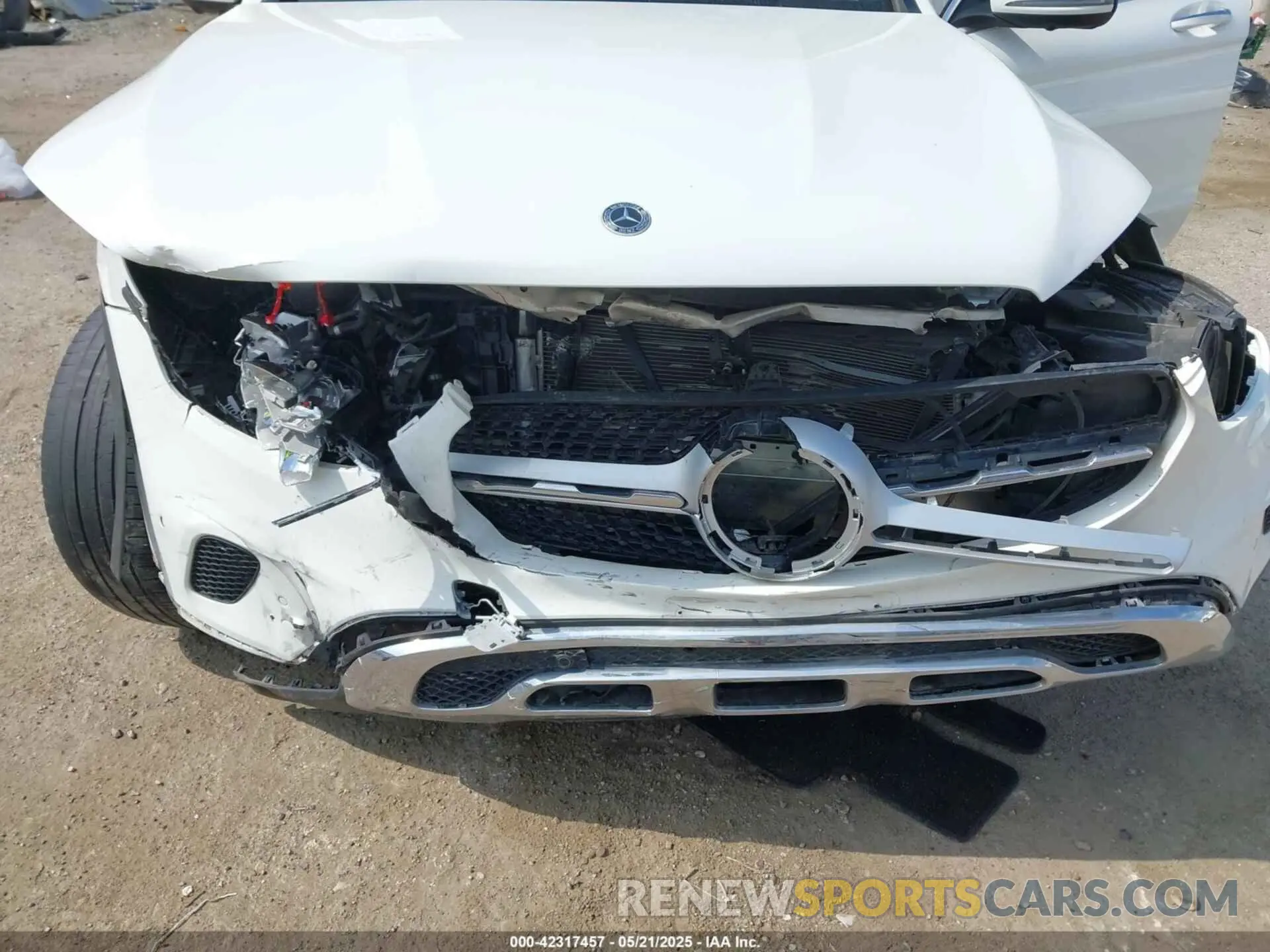 6 Photograph of a damaged car W1N0J8EB9PG166128 MERCEDES-BENZ GLC 300 2023