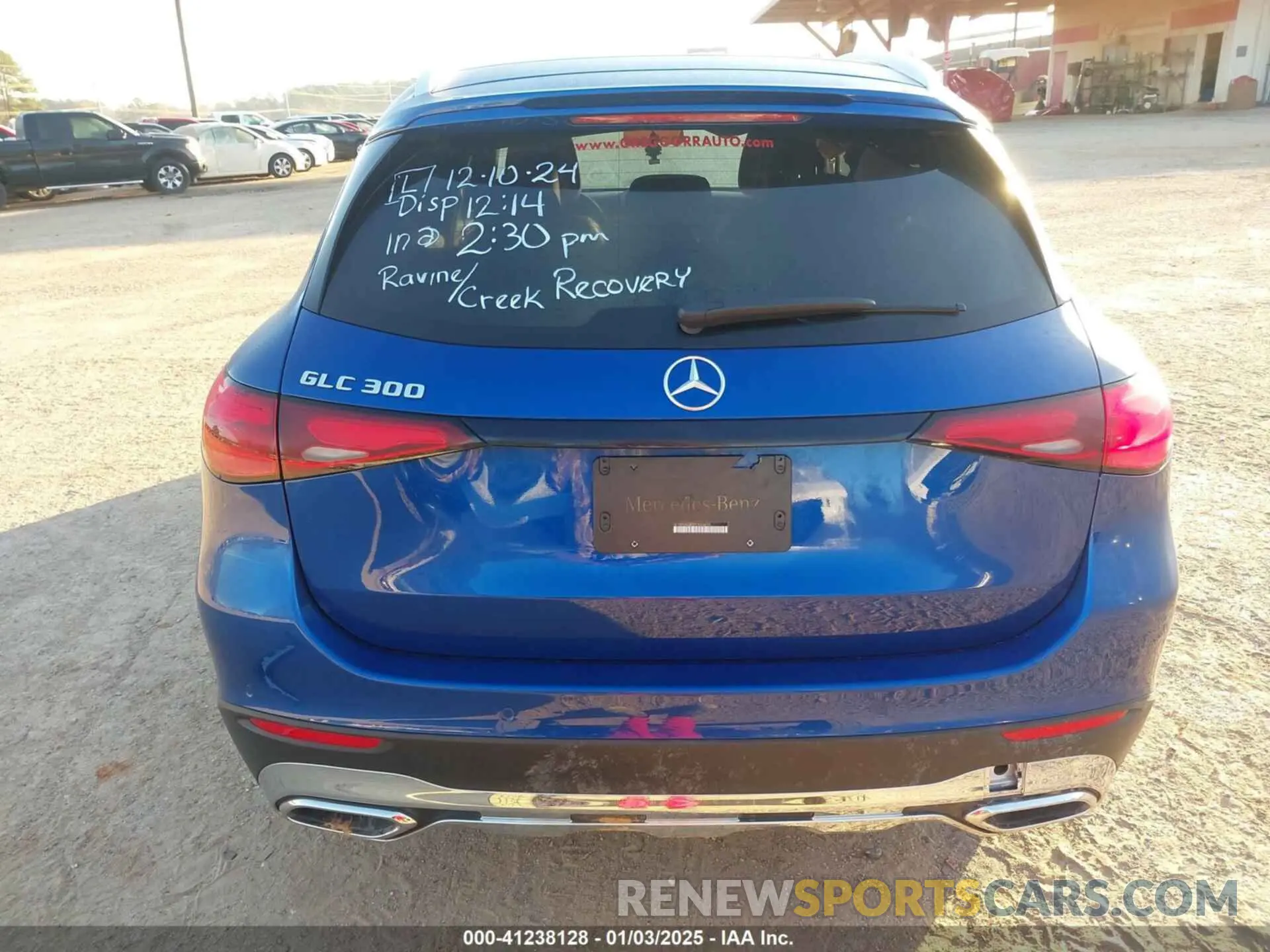 17 Photograph of a damaged car W1NKM4GB5PU026696 MERCEDES-BENZ GLC 300 2023