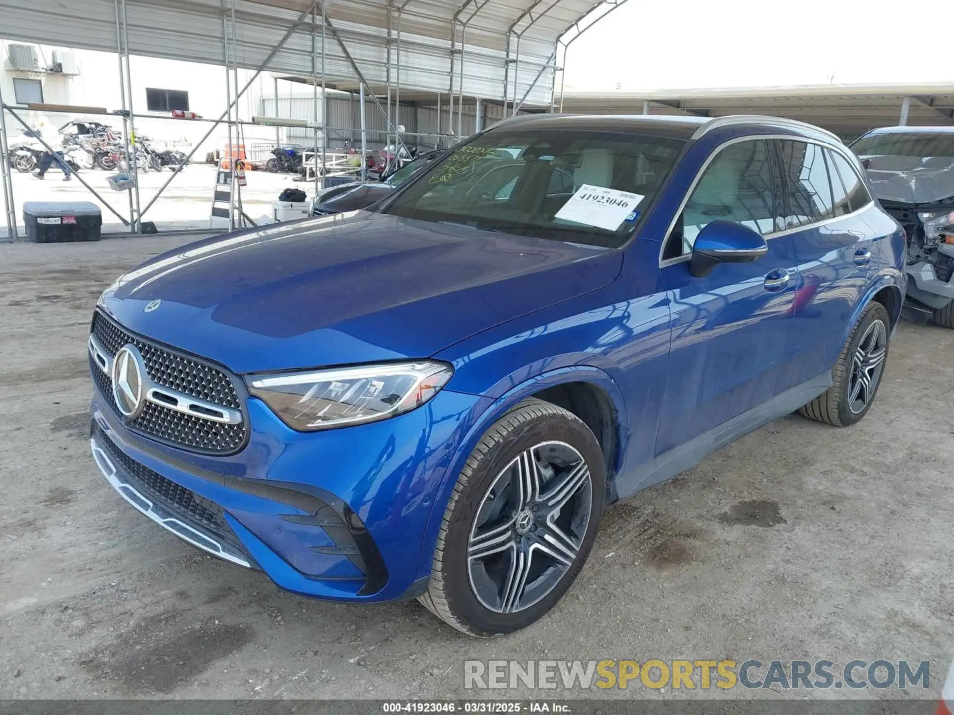 2 Photograph of a damaged car W1NKM4GB8PF053377 MERCEDES-BENZ GLC 300 2023