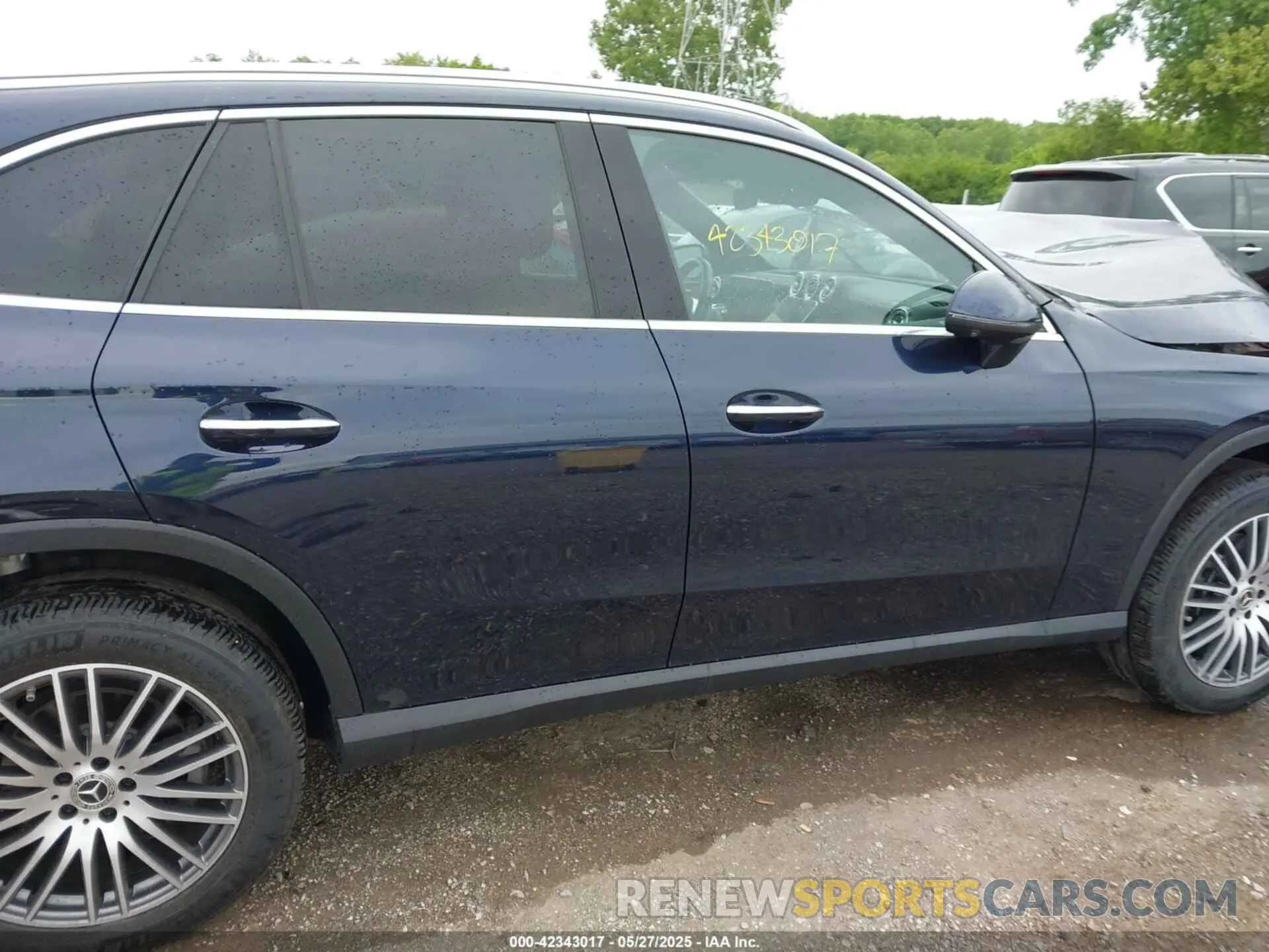 14 Photograph of a damaged car W1NKM4HB5PU028849 MERCEDES-BENZ GLC 300 2023
