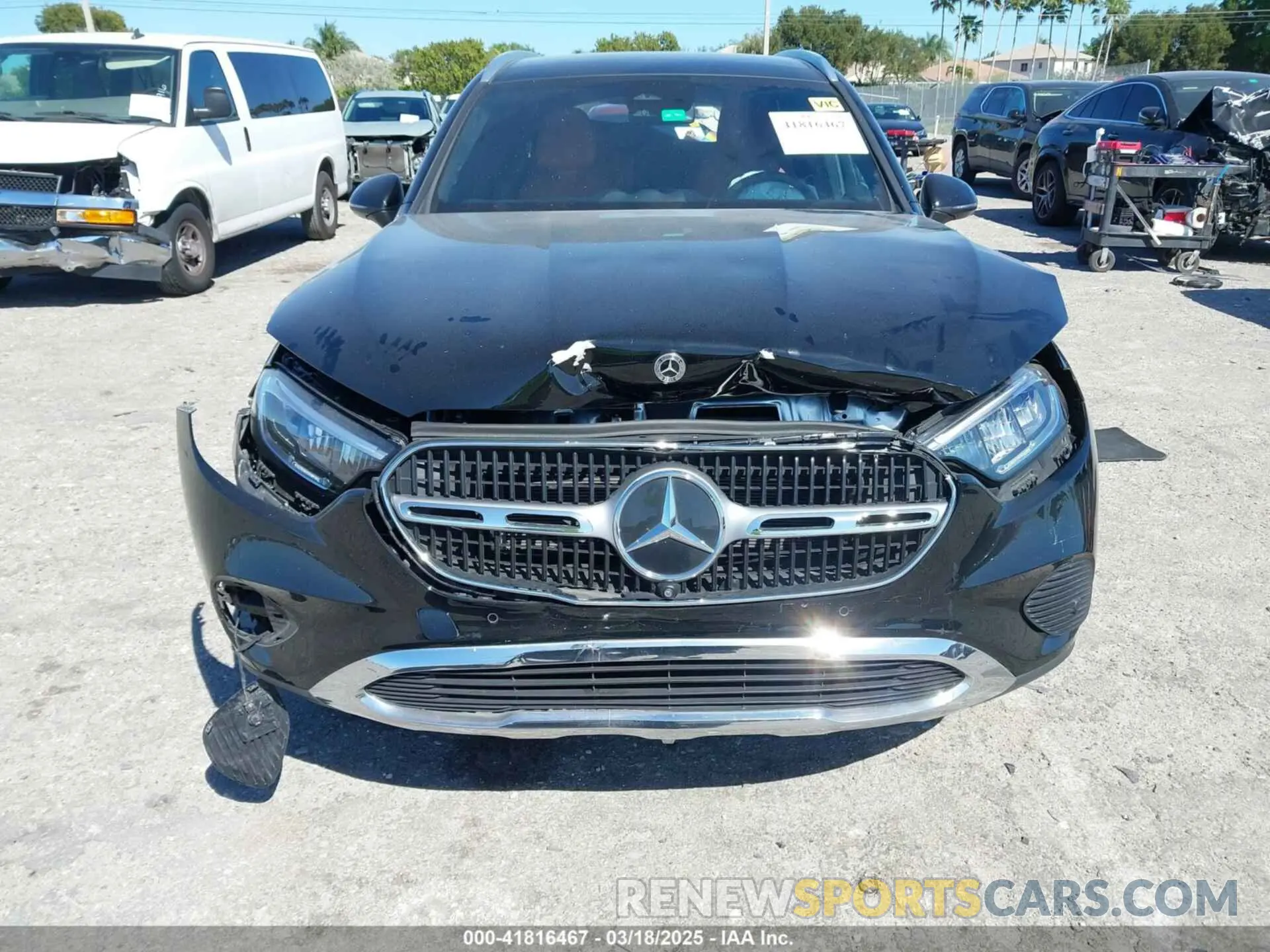 12 Photograph of a damaged car W1NKM4HB8PU015867 MERCEDES-BENZ GLC 300 2023