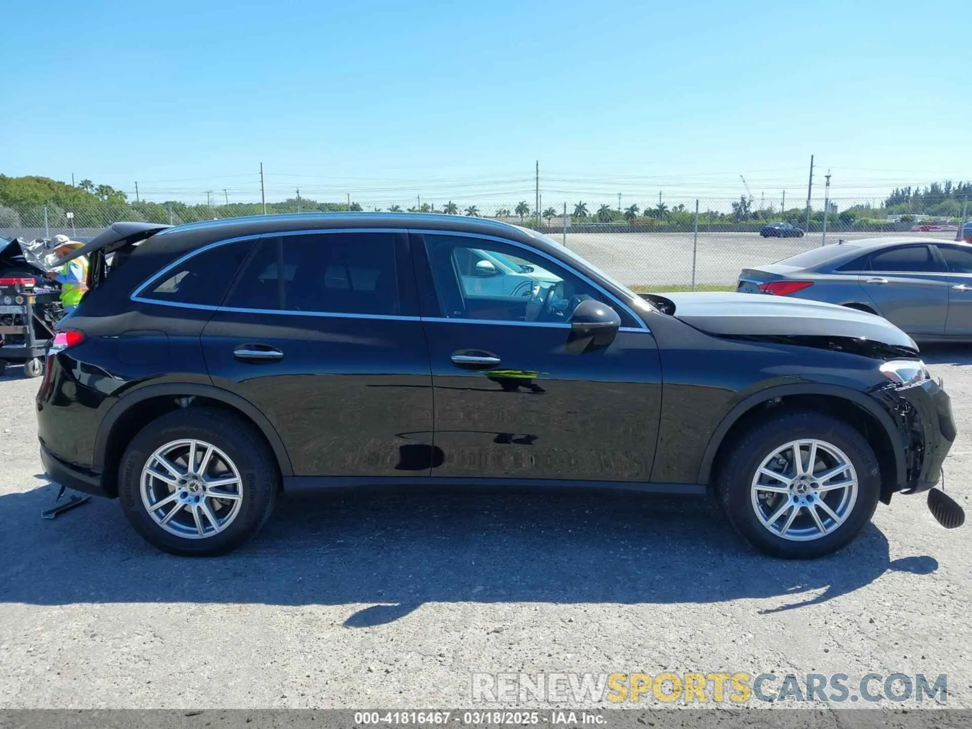 13 Photograph of a damaged car W1NKM4HB8PU015867 MERCEDES-BENZ GLC 300 2023