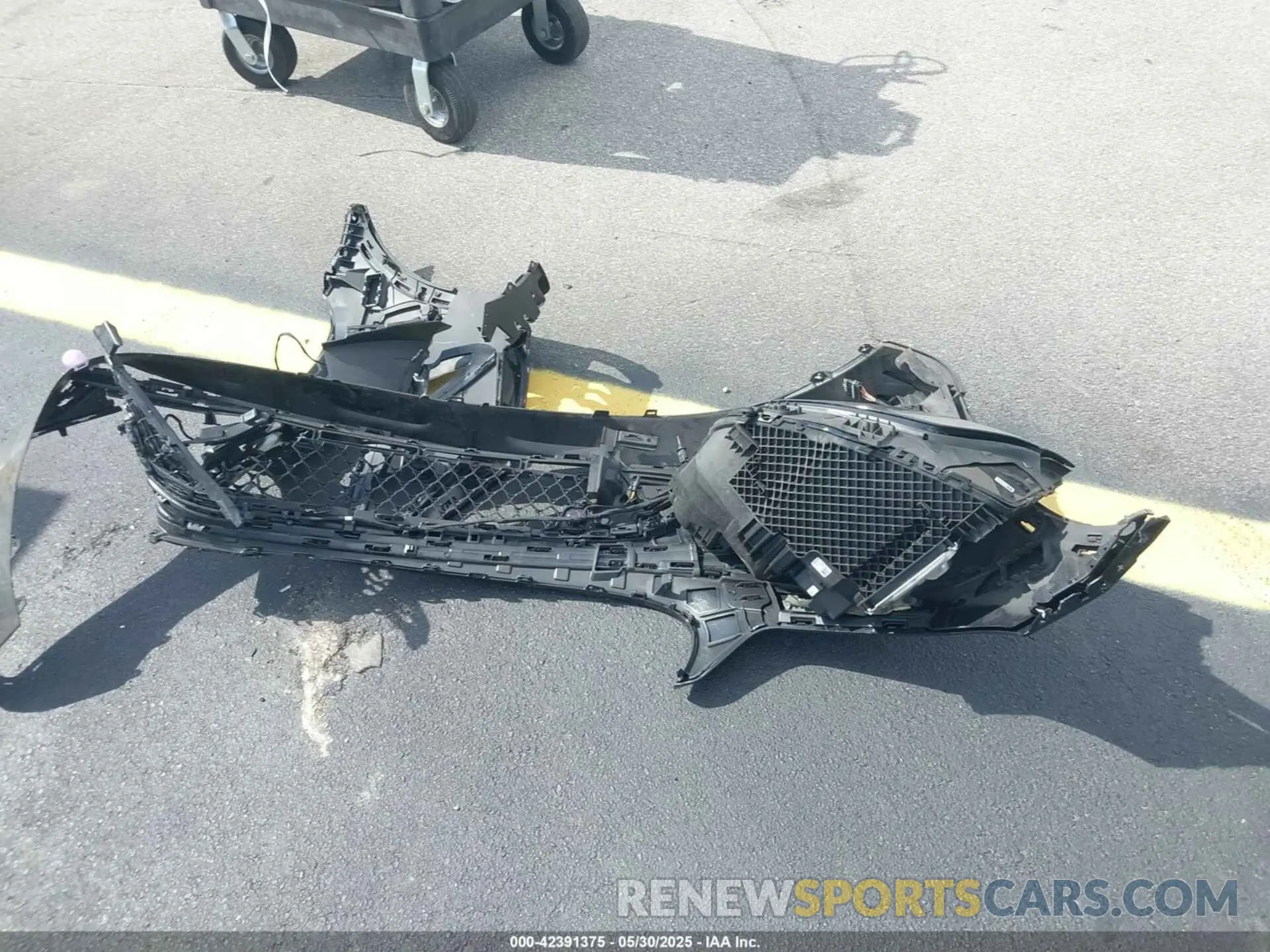 12 Photograph of a damaged car W1NKJ4HB3RF110904 MERCEDES-BENZ GLC 300 2024