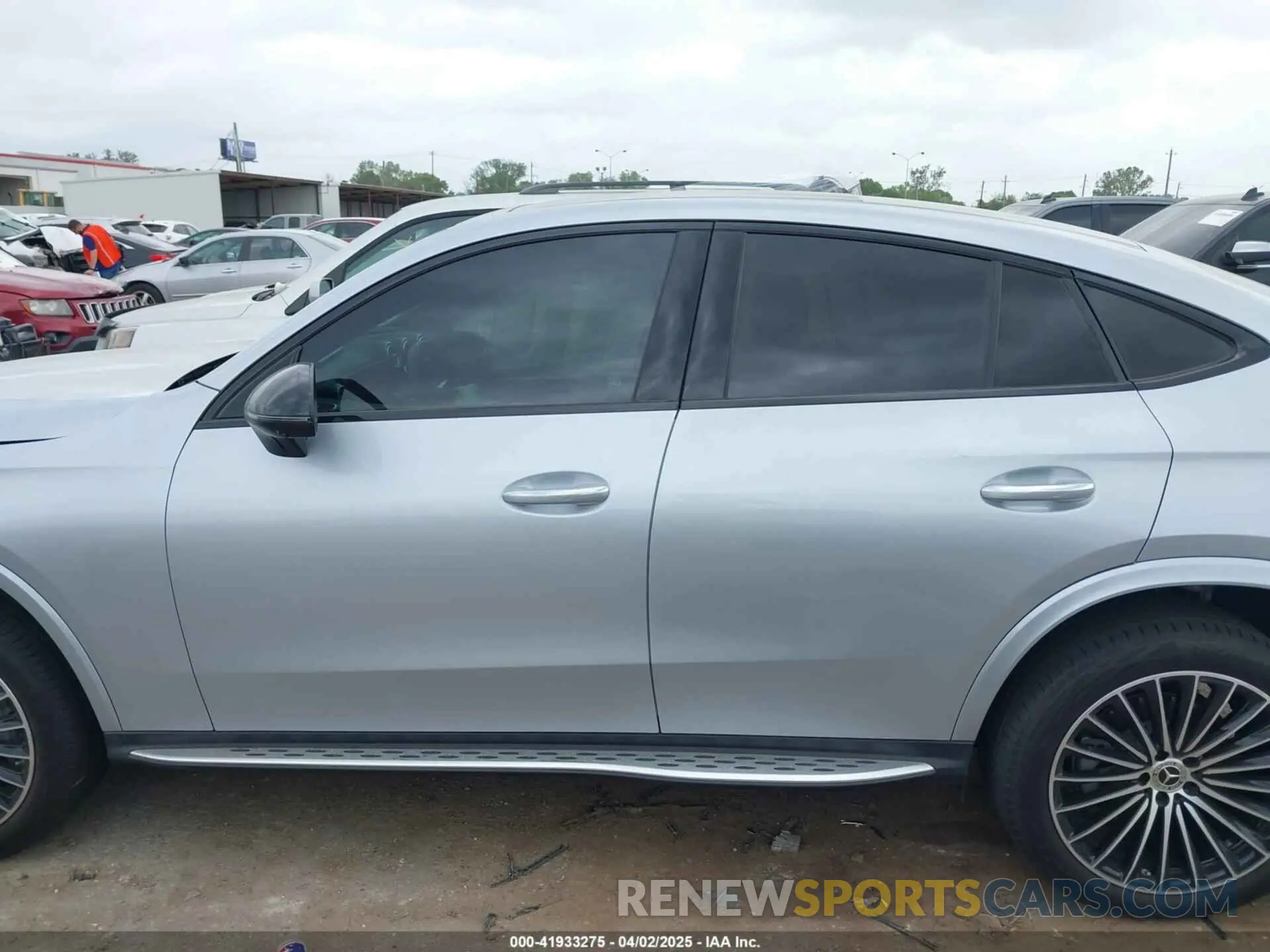 14 Photograph of a damaged car W1NKJ4HB6RF196614 MERCEDES-BENZ GLC 300 2024
