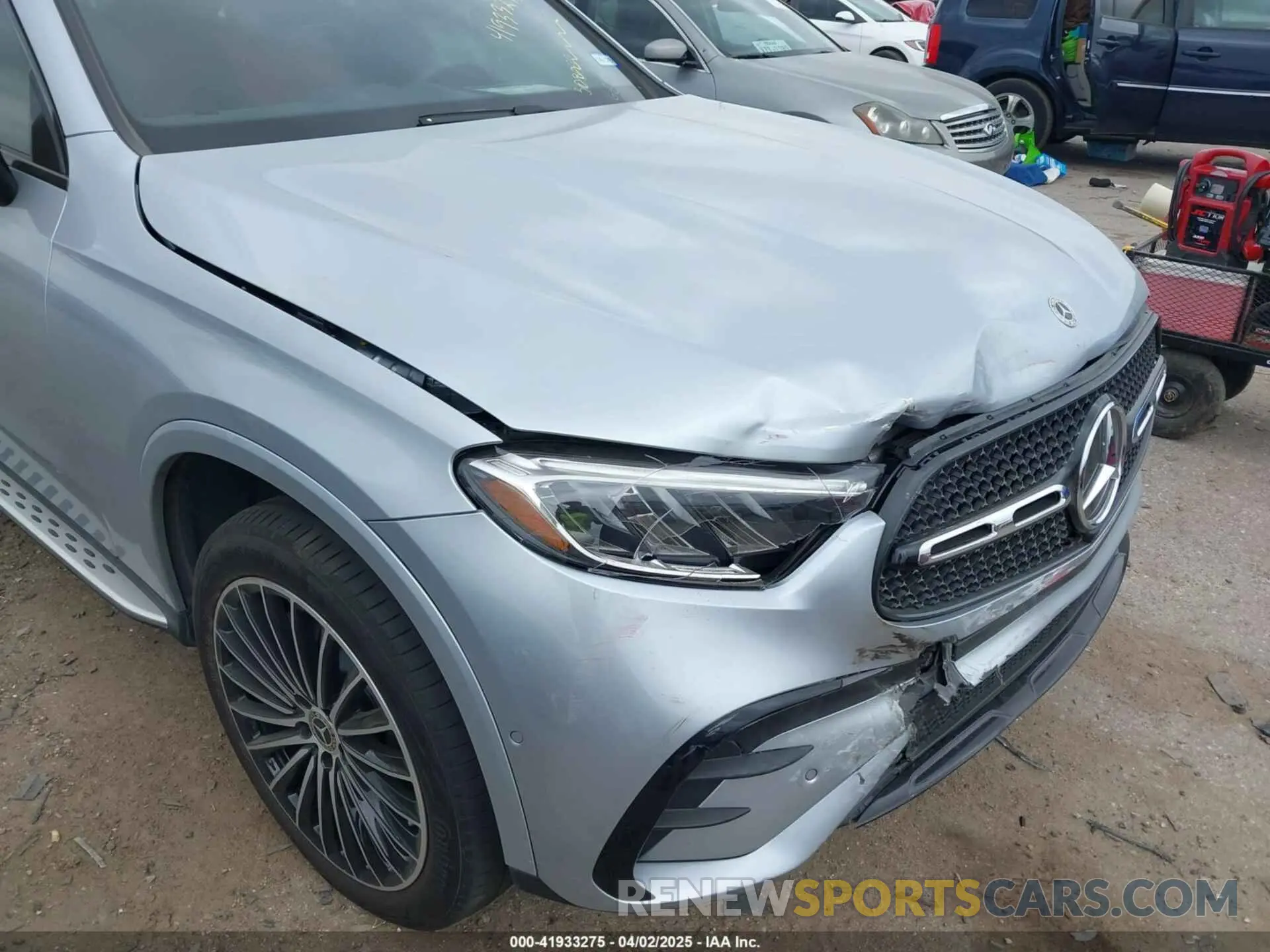 18 Photograph of a damaged car W1NKJ4HB6RF196614 MERCEDES-BENZ GLC 300 2024