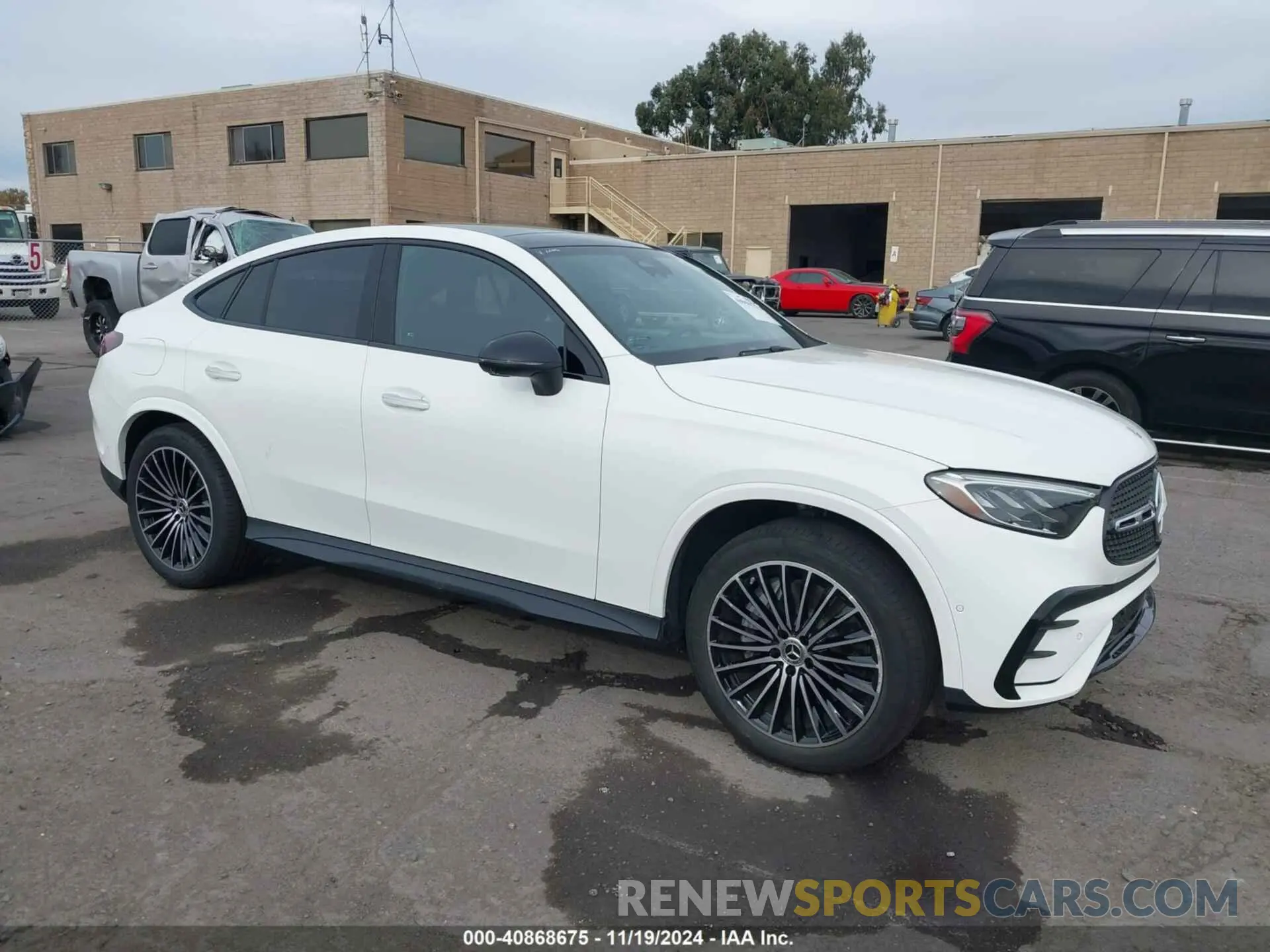 1 Photograph of a damaged car W1NKJ4HB7RF164335 MERCEDES-BENZ GLC 300 2024