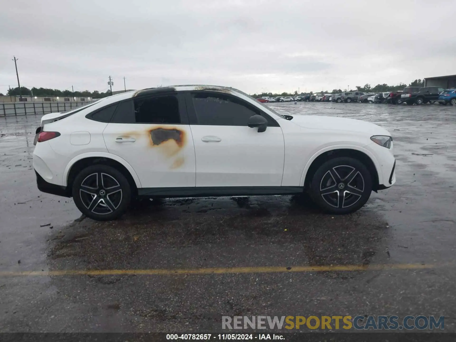 12 Photograph of a damaged car W1NKJ4HB9RF127335 MERCEDES-BENZ GLC 300 2024