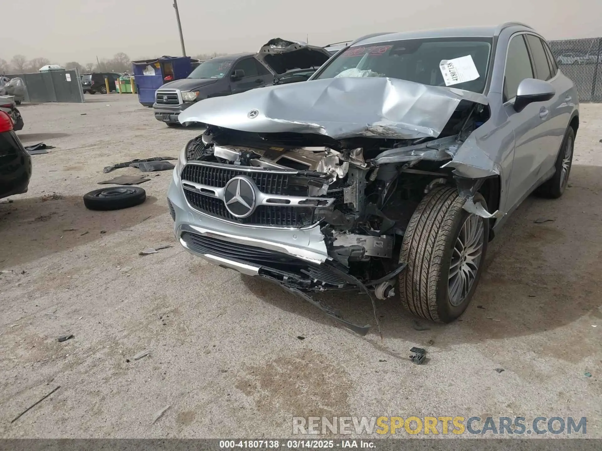 2 Photograph of a damaged car W1NKM4GB3RF194859 MERCEDES-BENZ GLC 300 2024