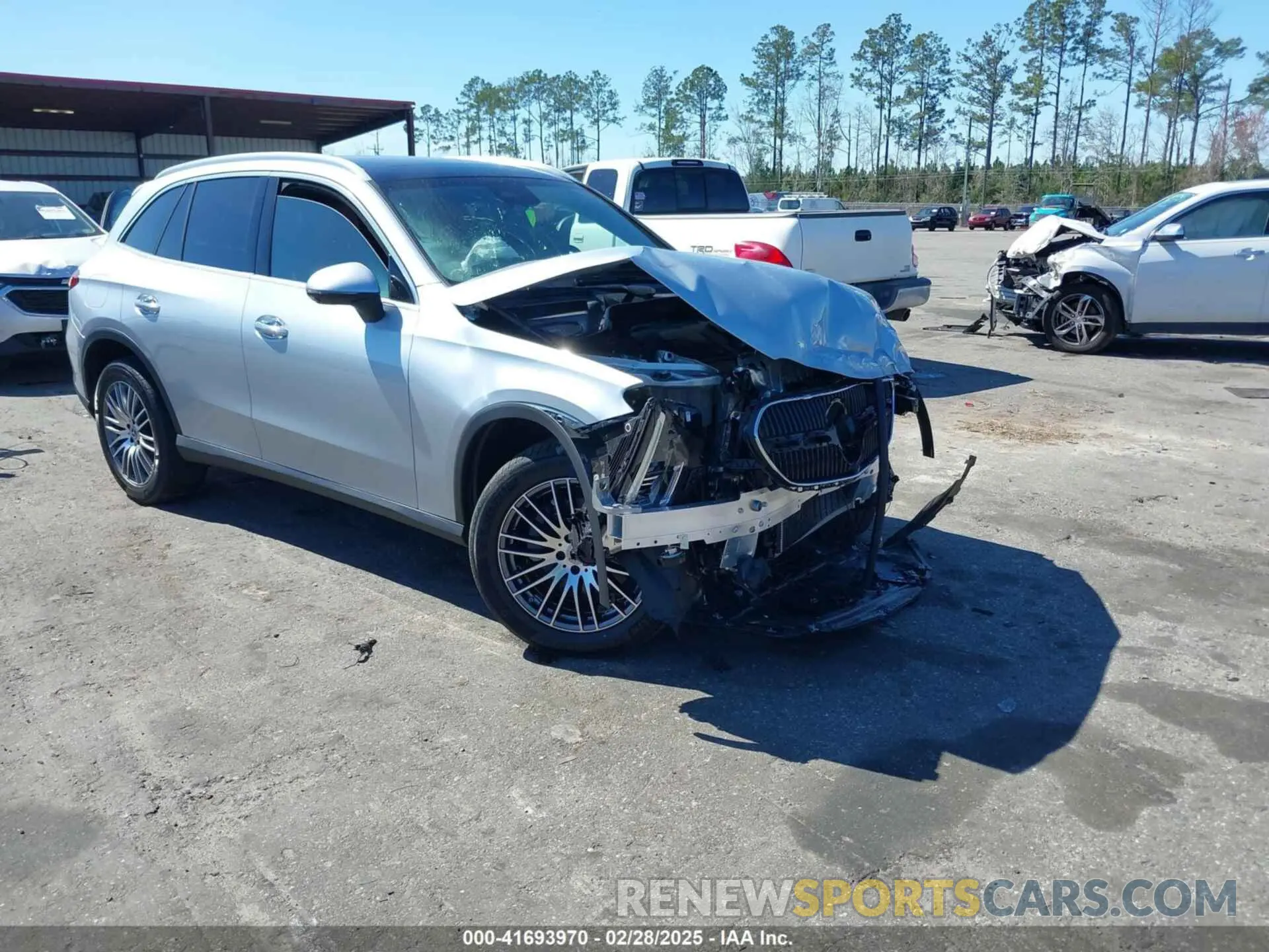 1 Photograph of a damaged car W1NKM4GB4RF172935 MERCEDES-BENZ GLC 300 2024
