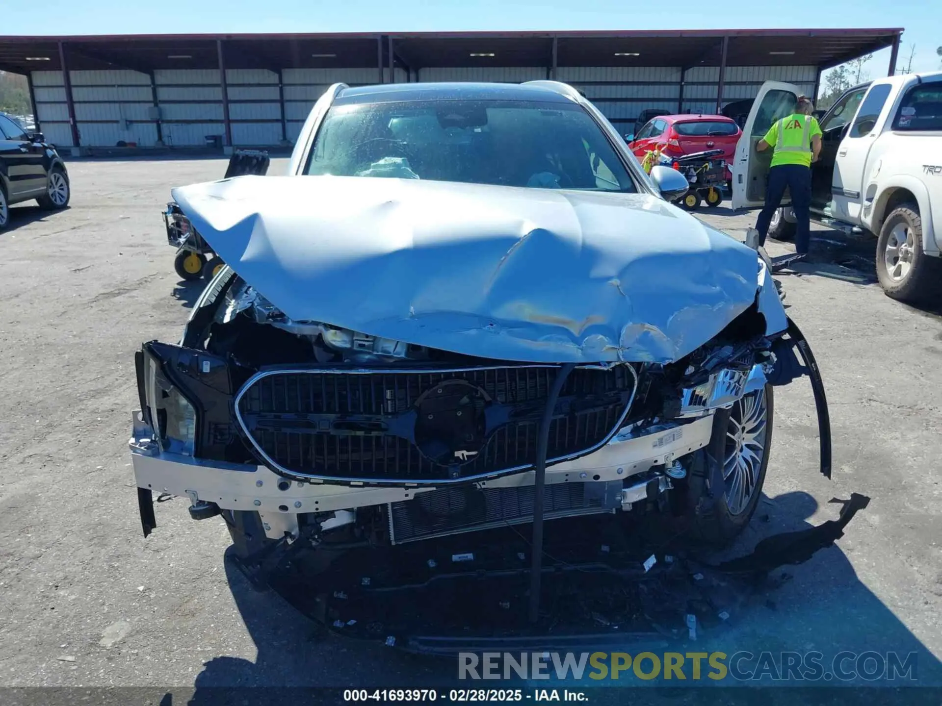 12 Photograph of a damaged car W1NKM4GB4RF172935 MERCEDES-BENZ GLC 300 2024