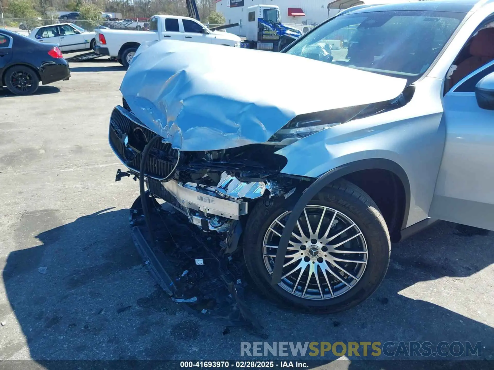 6 Photograph of a damaged car W1NKM4GB4RF172935 MERCEDES-BENZ GLC 300 2024
