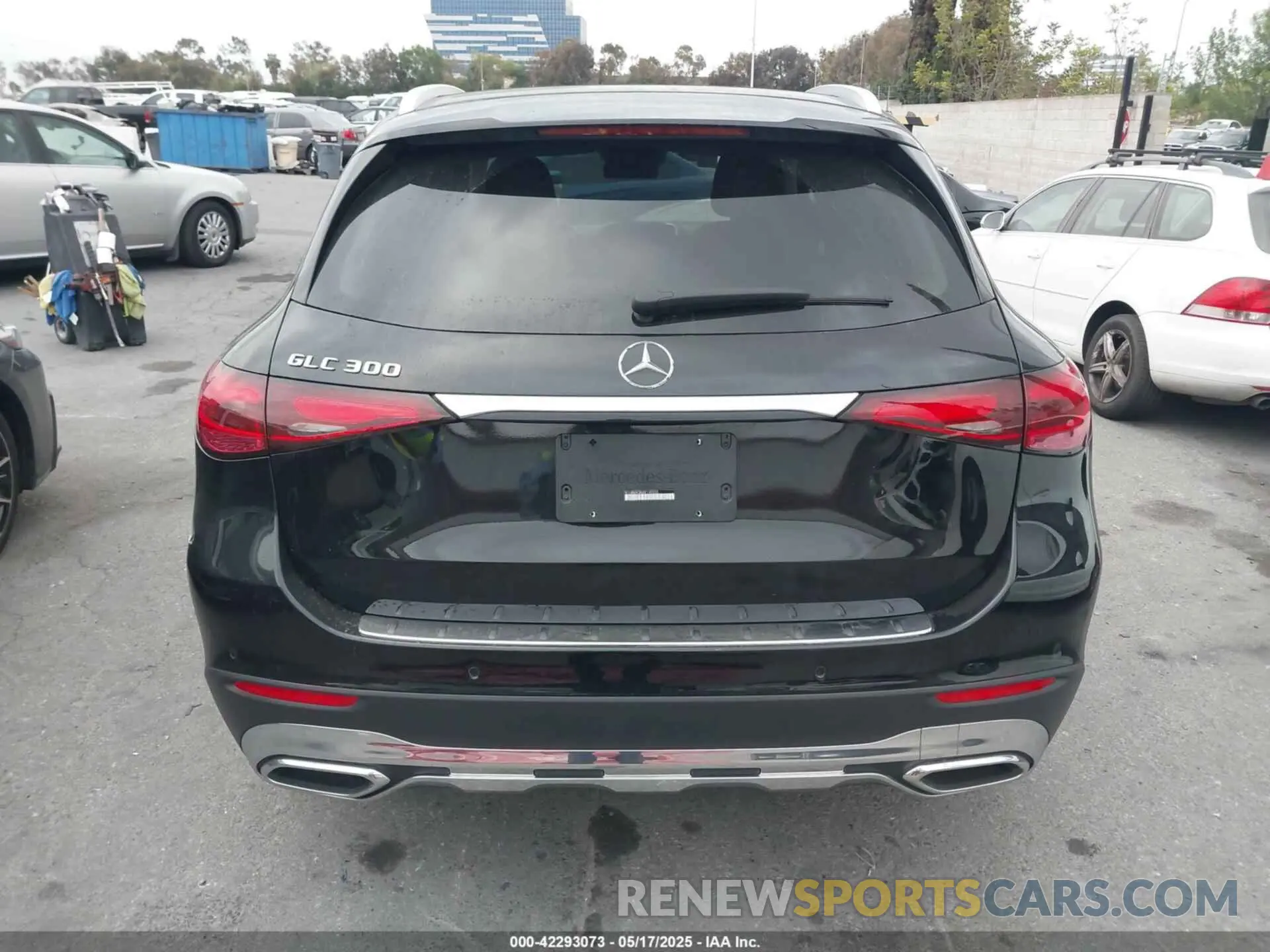 16 Photograph of a damaged car W1NKM4GB6RF190935 MERCEDES-BENZ GLC 300 2024