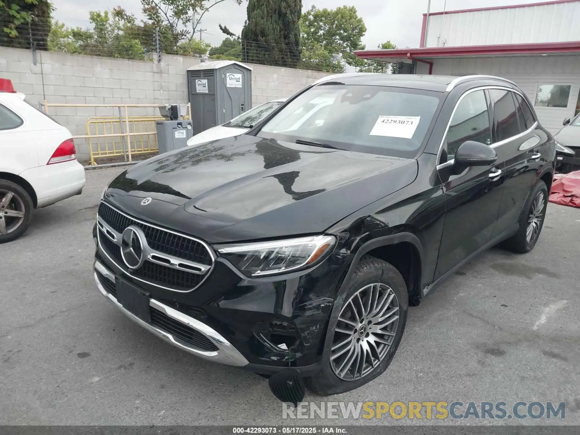 2 Photograph of a damaged car W1NKM4GB6RF190935 MERCEDES-BENZ GLC 300 2024