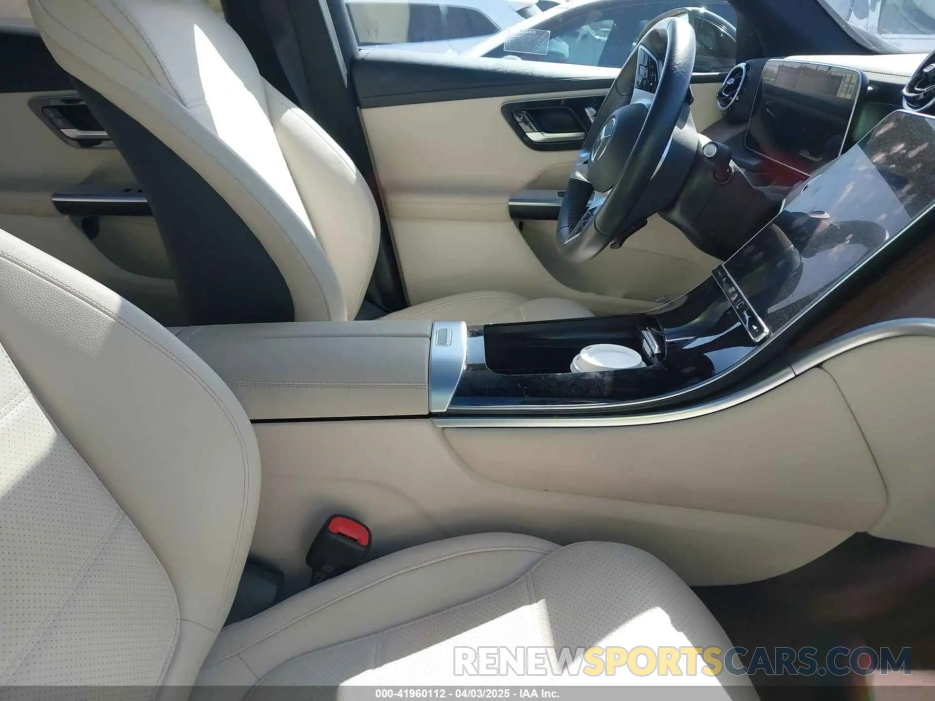 5 Photograph of a damaged car W1NKM4GB8RF170752 MERCEDES-BENZ GLC 300 2024