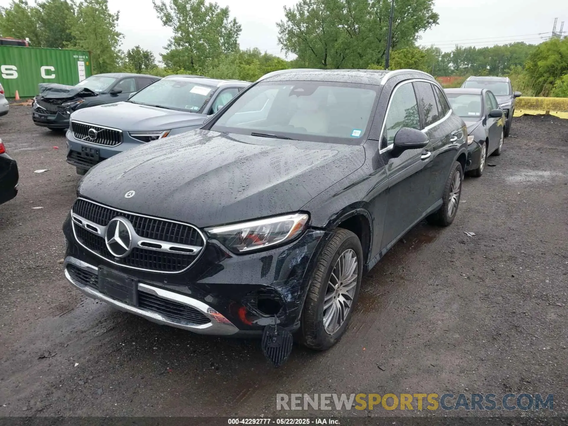 2 Photograph of a damaged car W1NKM4HB1RF134366 MERCEDES-BENZ GLC 300 2024