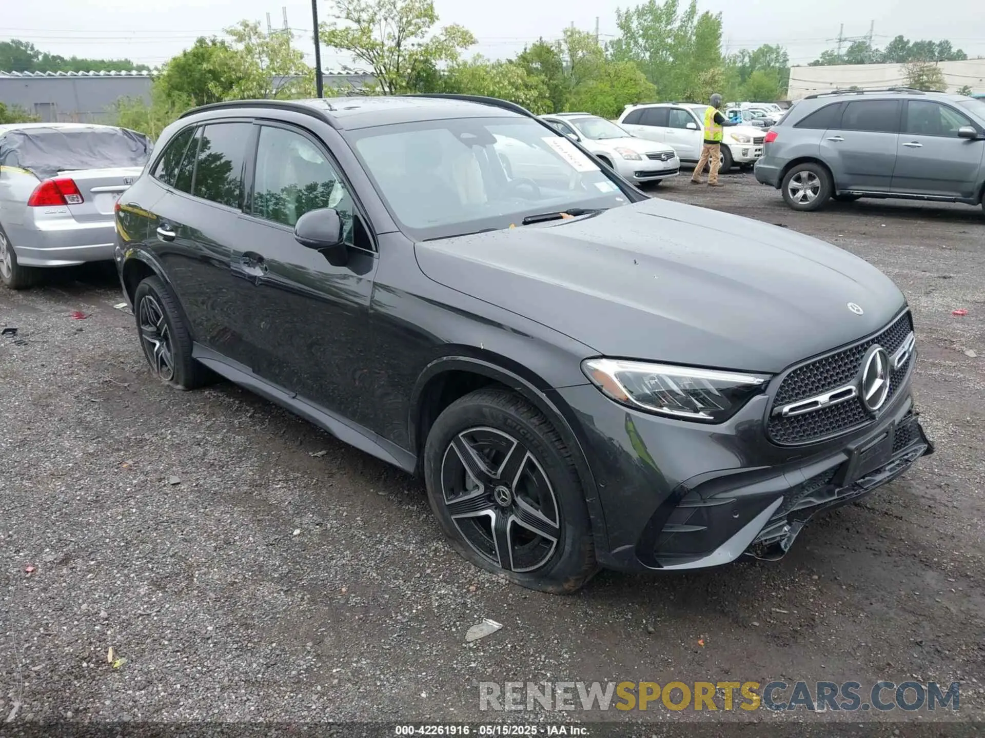 1 Photograph of a damaged car W1NKM4HB1RF232281 MERCEDES-BENZ GLC 300 2024
