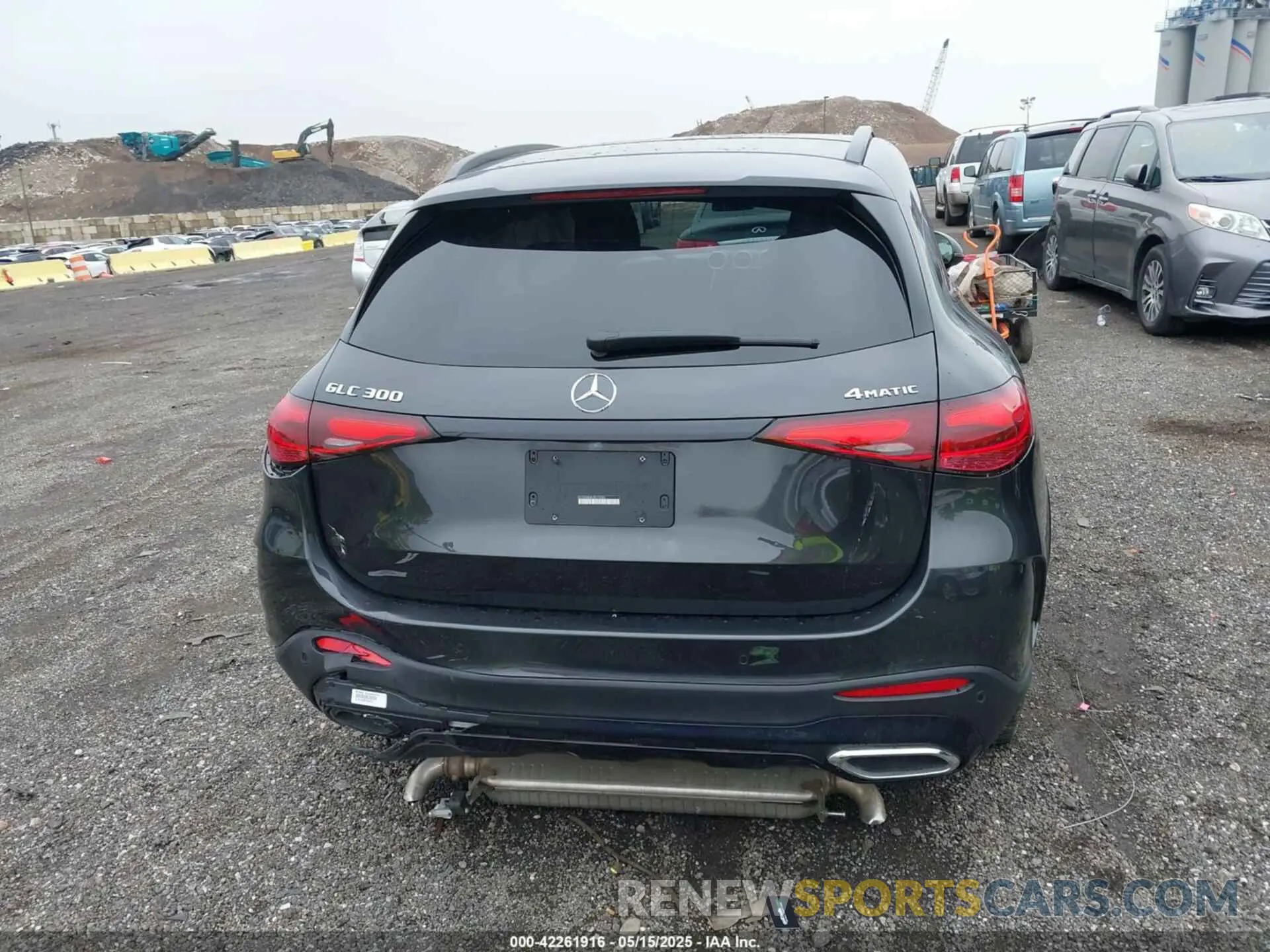 15 Photograph of a damaged car W1NKM4HB1RF232281 MERCEDES-BENZ GLC 300 2024