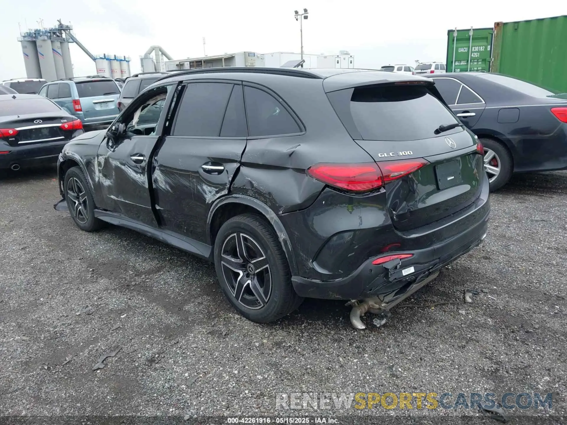3 Photograph of a damaged car W1NKM4HB1RF232281 MERCEDES-BENZ GLC 300 2024