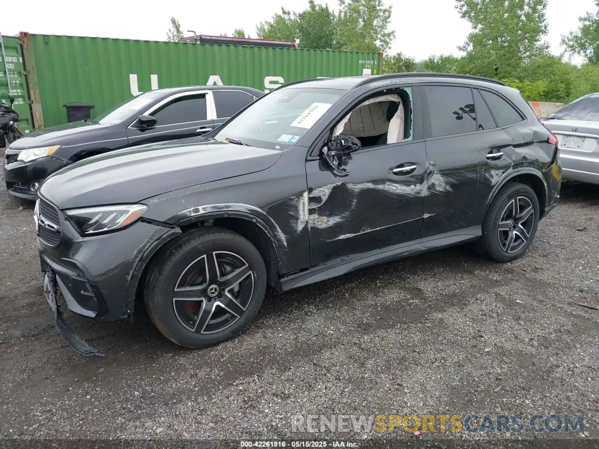6 Photograph of a damaged car W1NKM4HB1RF232281 MERCEDES-BENZ GLC 300 2024