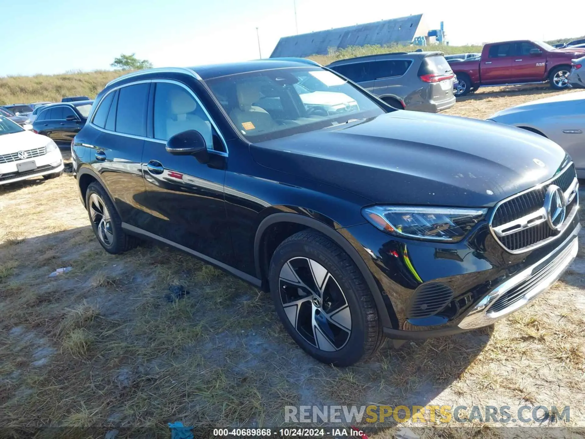 1 Photograph of a damaged car W1NKM4HB4RF088371 MERCEDES-BENZ GLC 300 2024