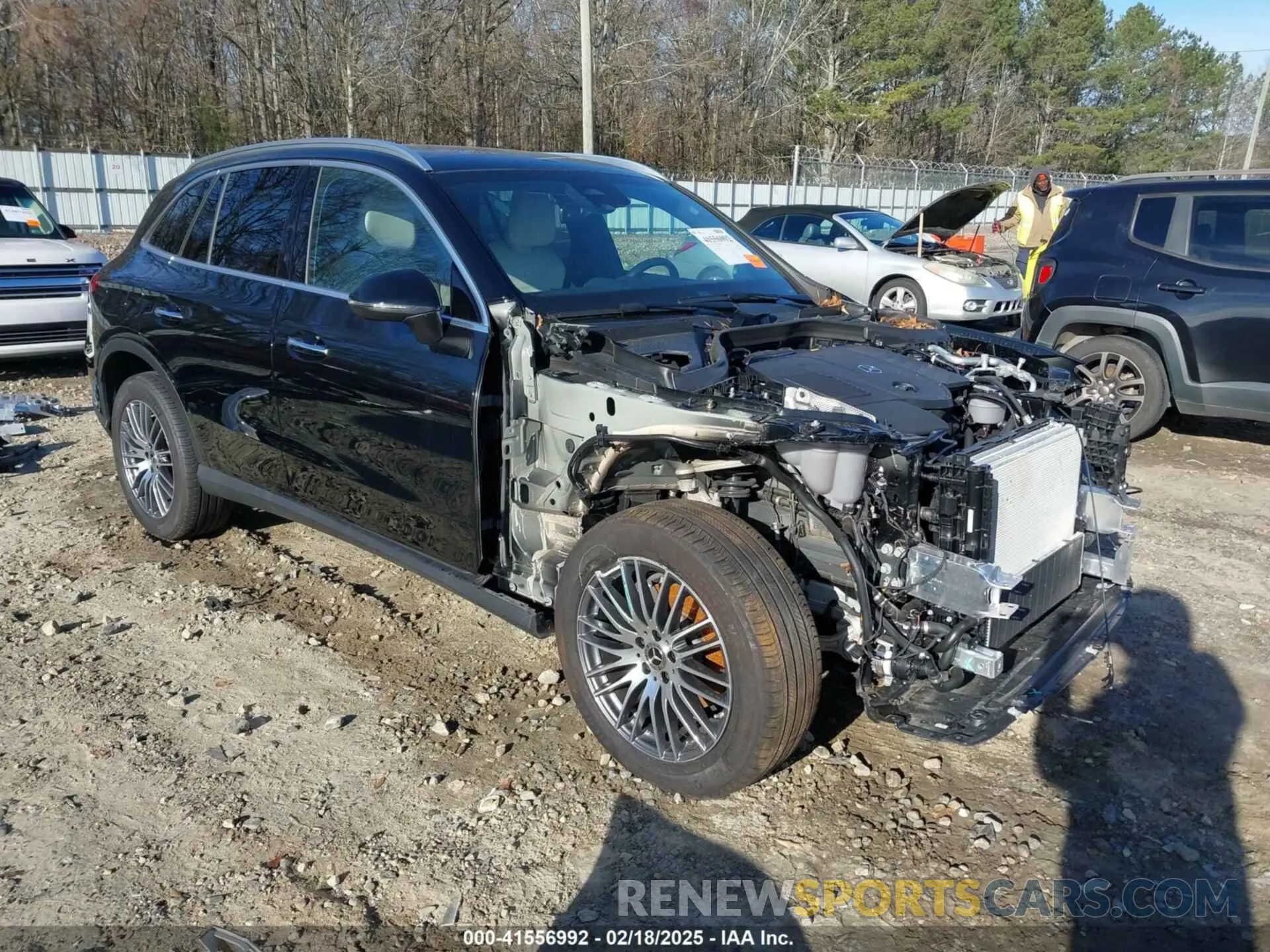 1 Photograph of a damaged car W1NKM4HB5RF137917 MERCEDES-BENZ GLC 300 2024